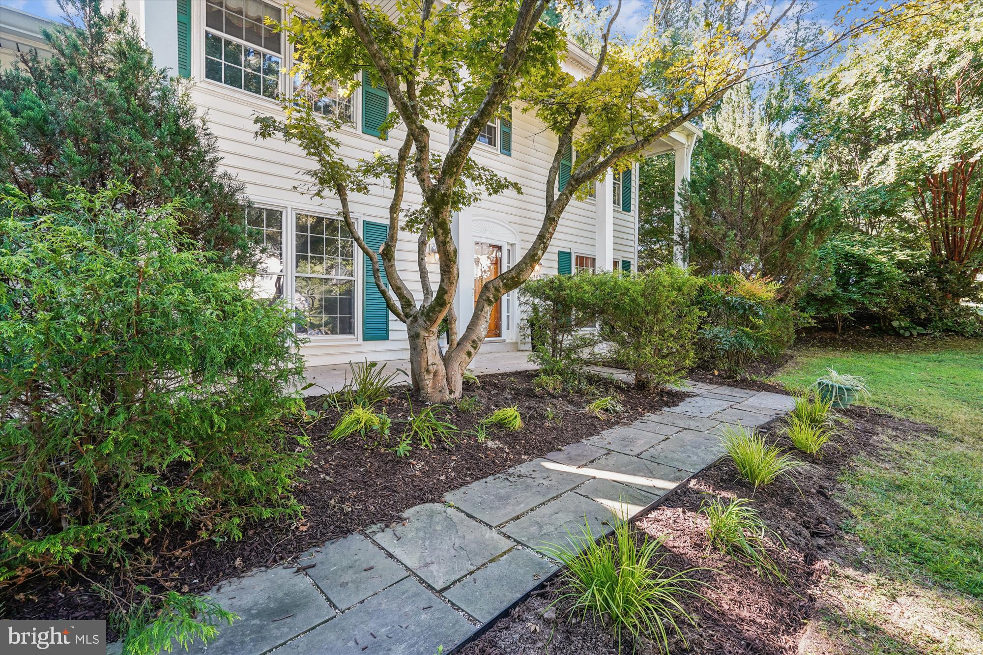 12119 GREENLEAF AVENUE