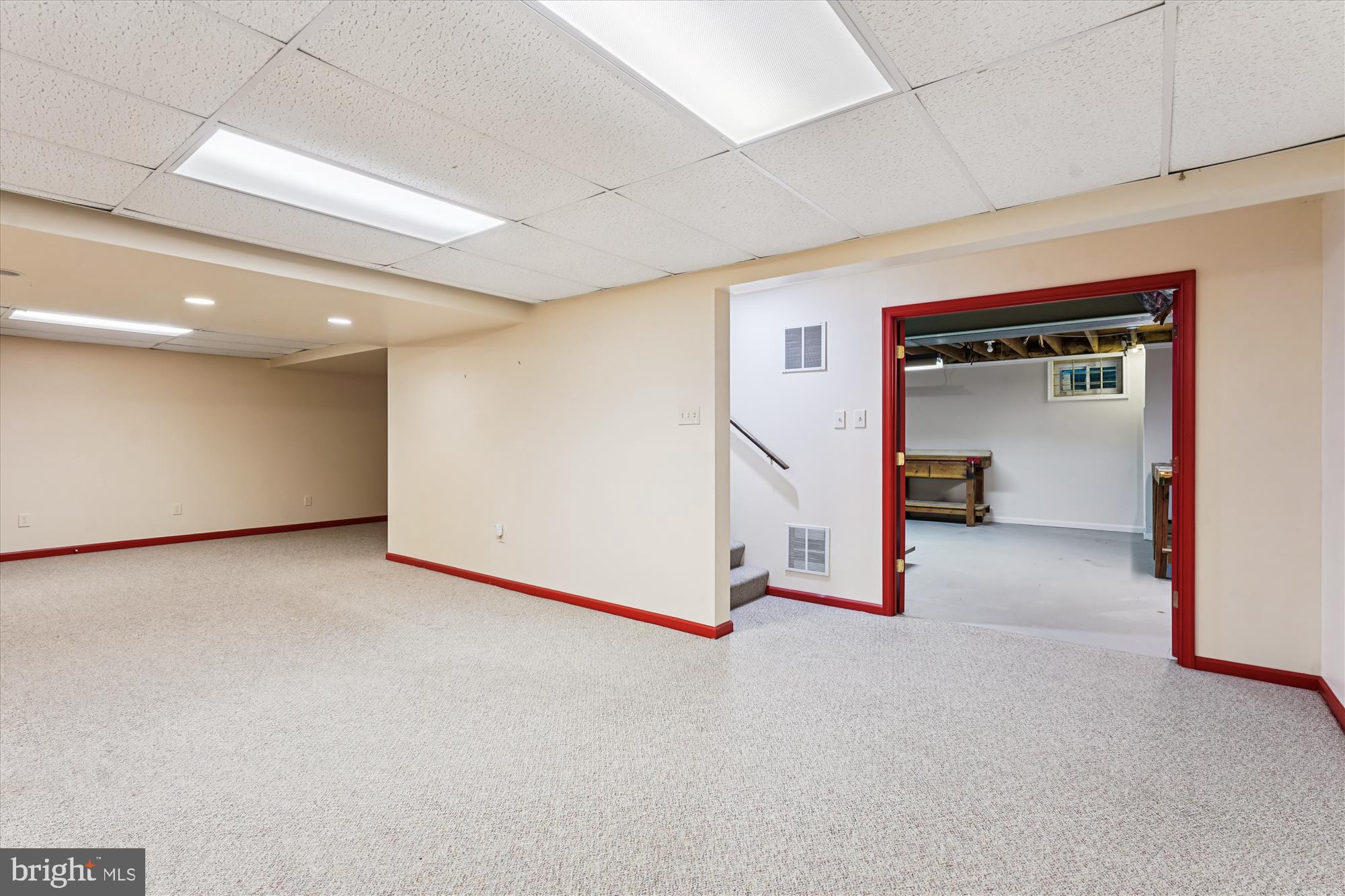 12119 GREENLEAF AVENUE