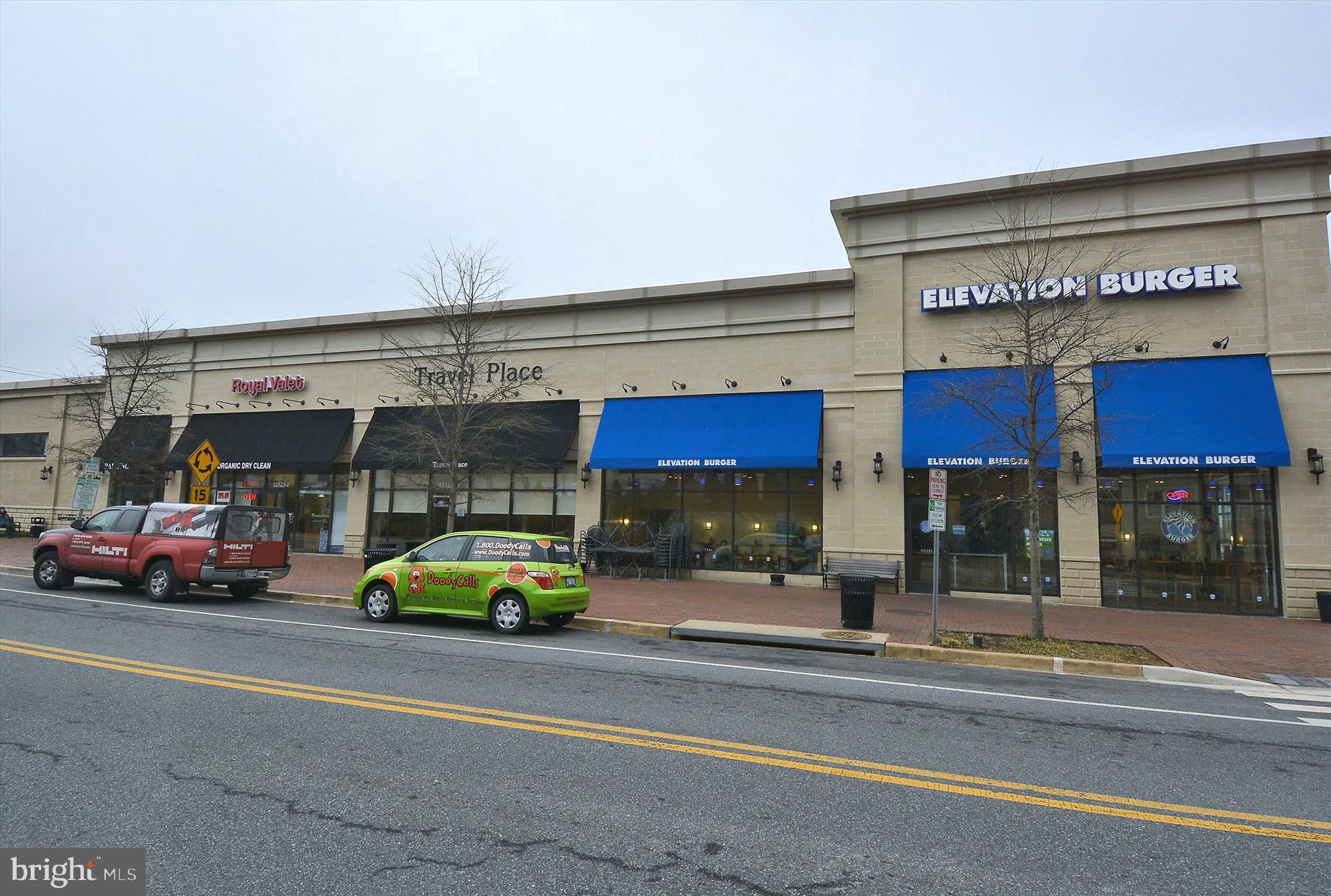 12119 GREENLEAF AVENUE