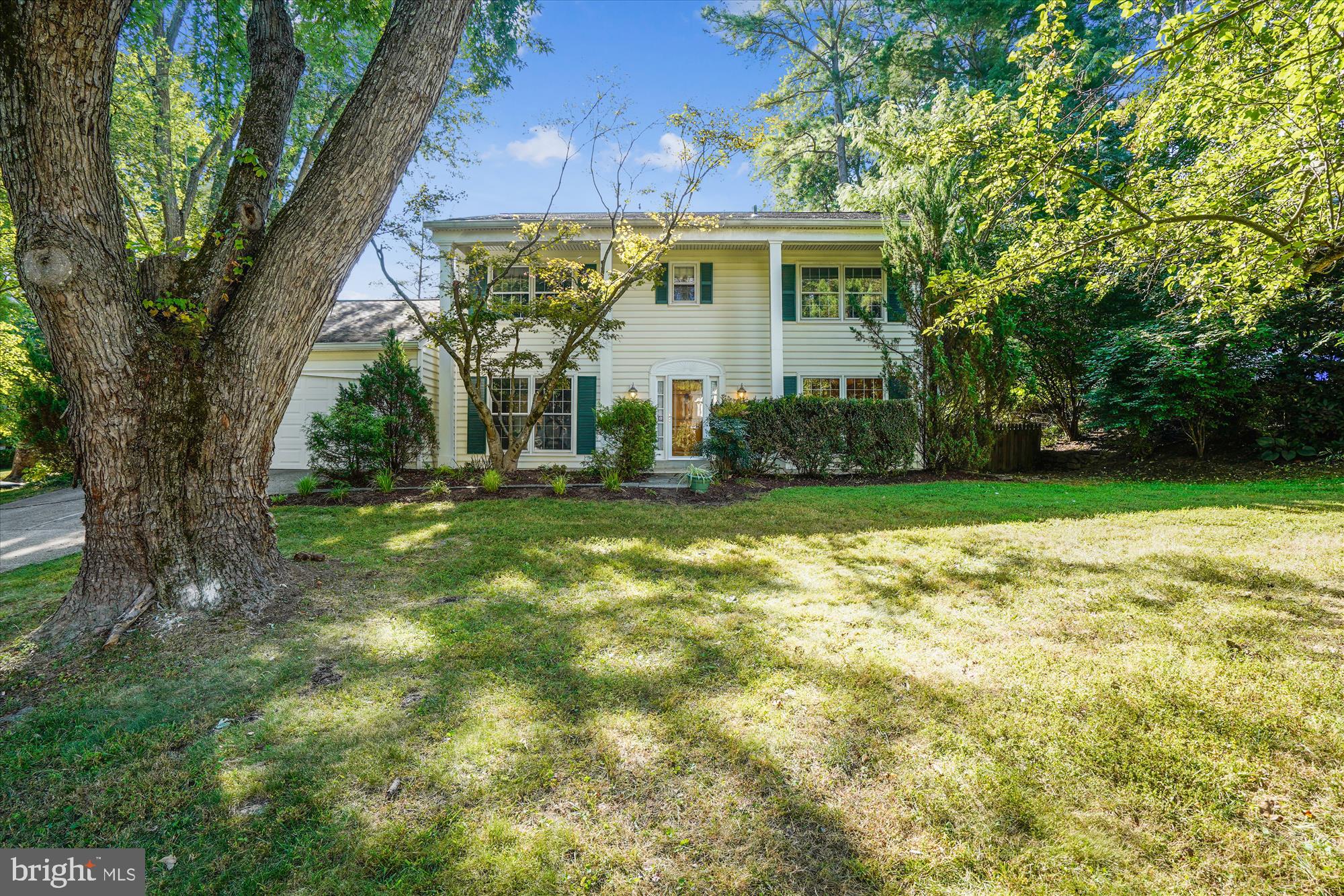 12119 GREENLEAF AVENUE