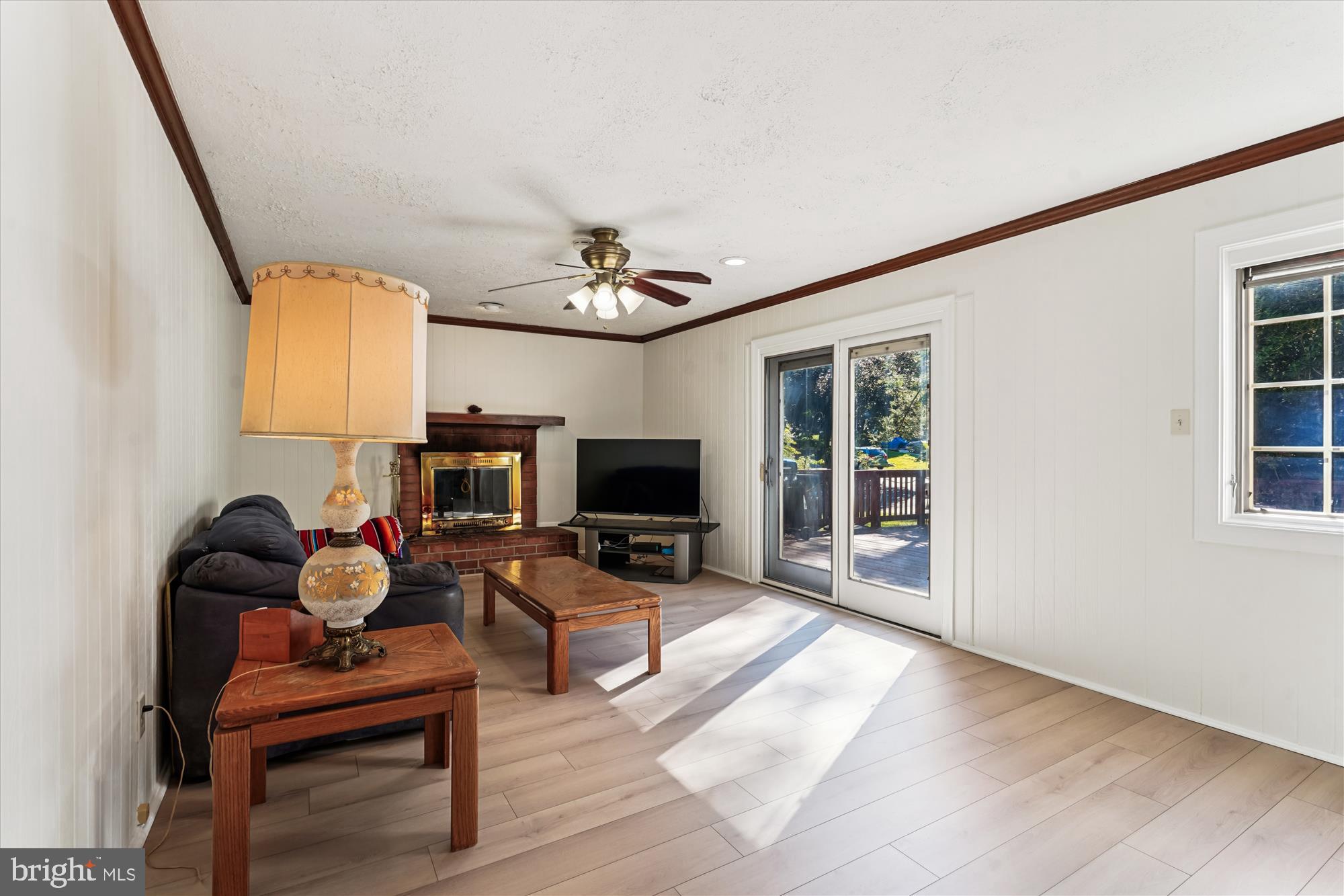 12119 GREENLEAF AVENUE