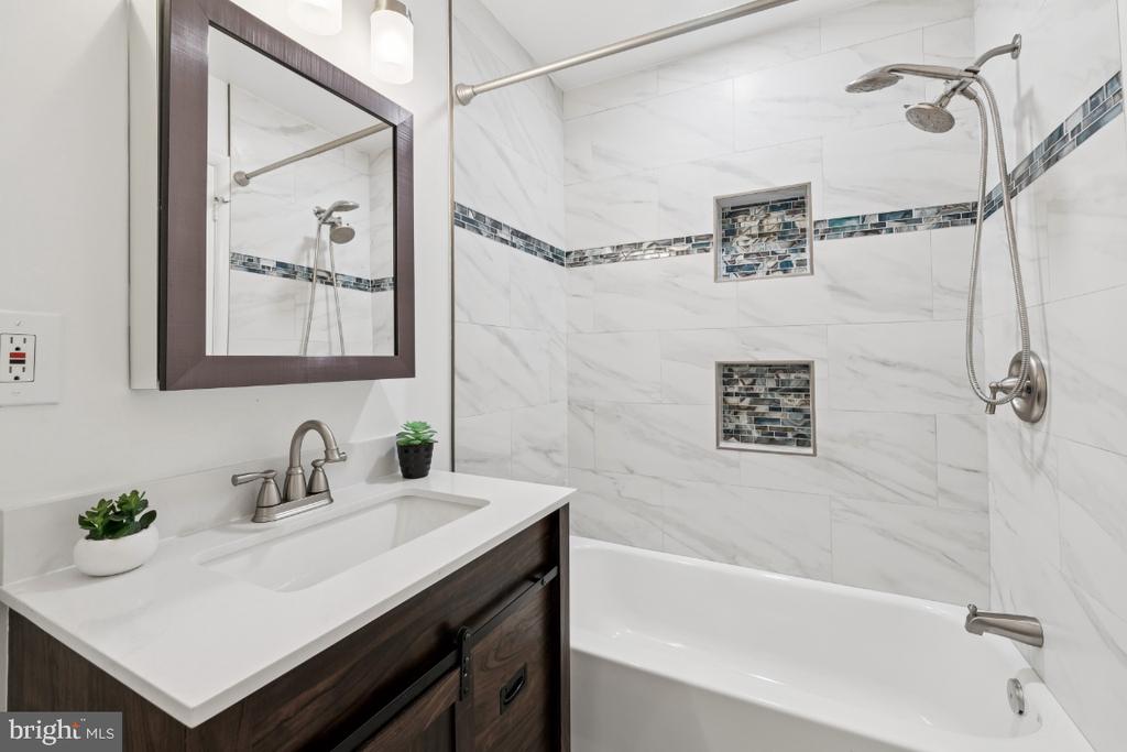 3508 BROOKWOOD DRIVE