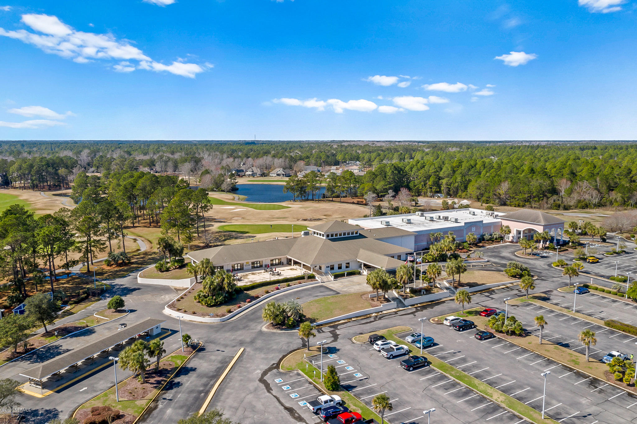 135 18 Forest Walk SW