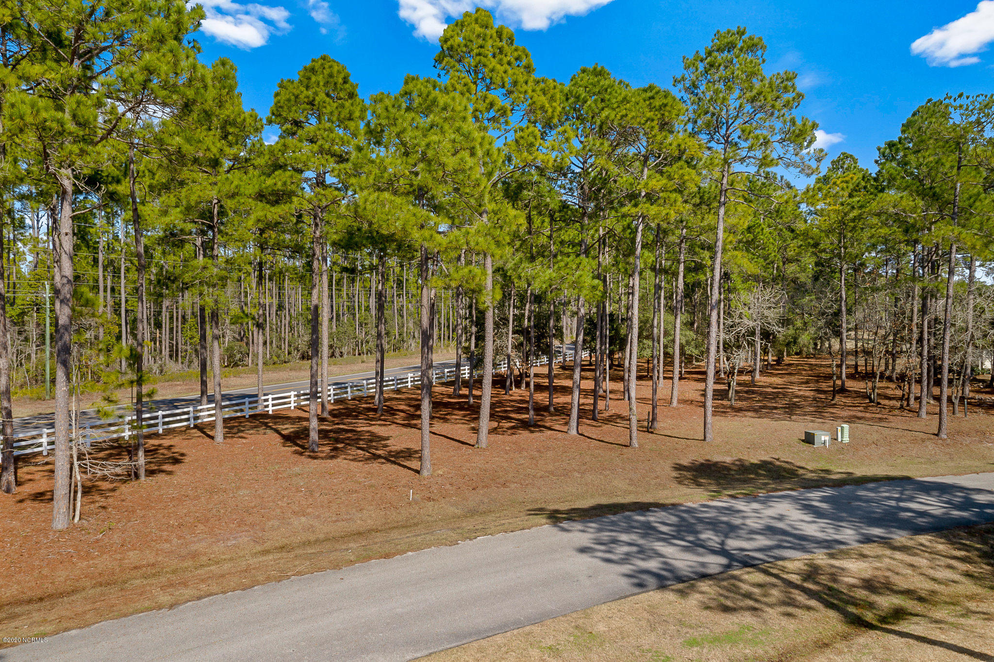 135 18 Forest Walk SW