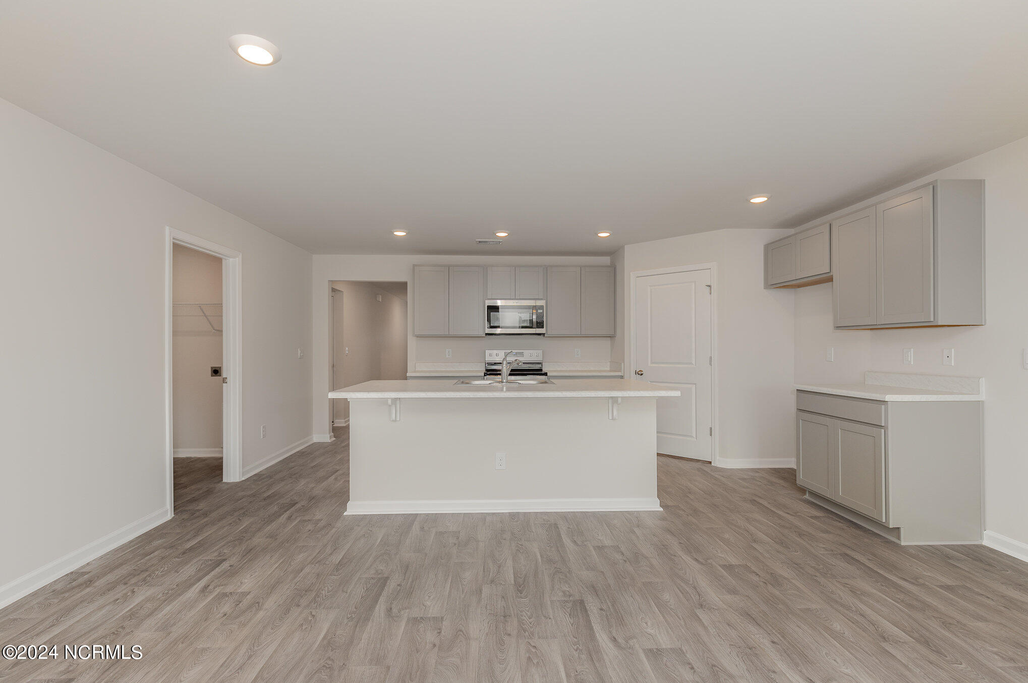 4266 Milkweed Road