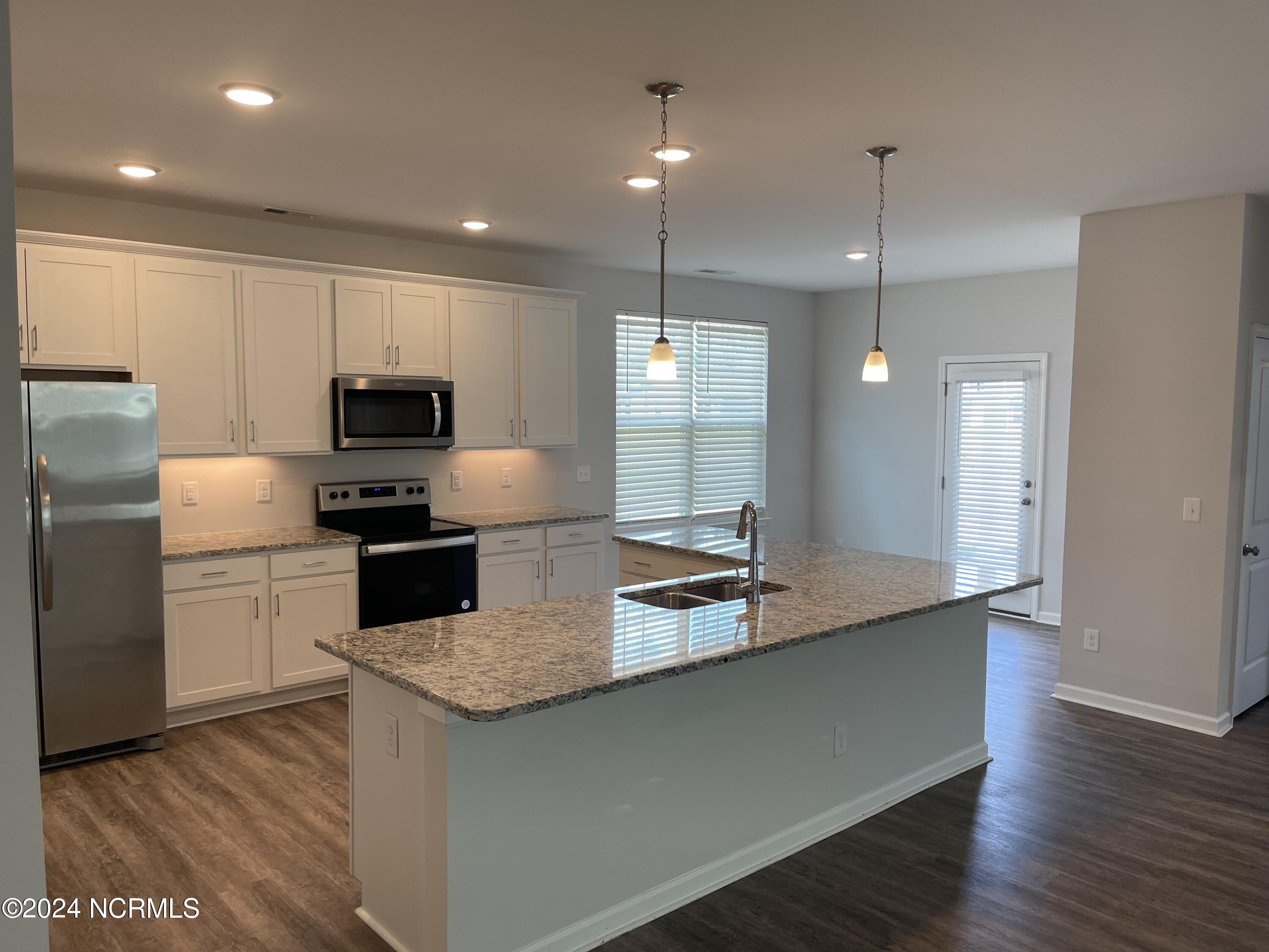 648 Landmark Cove