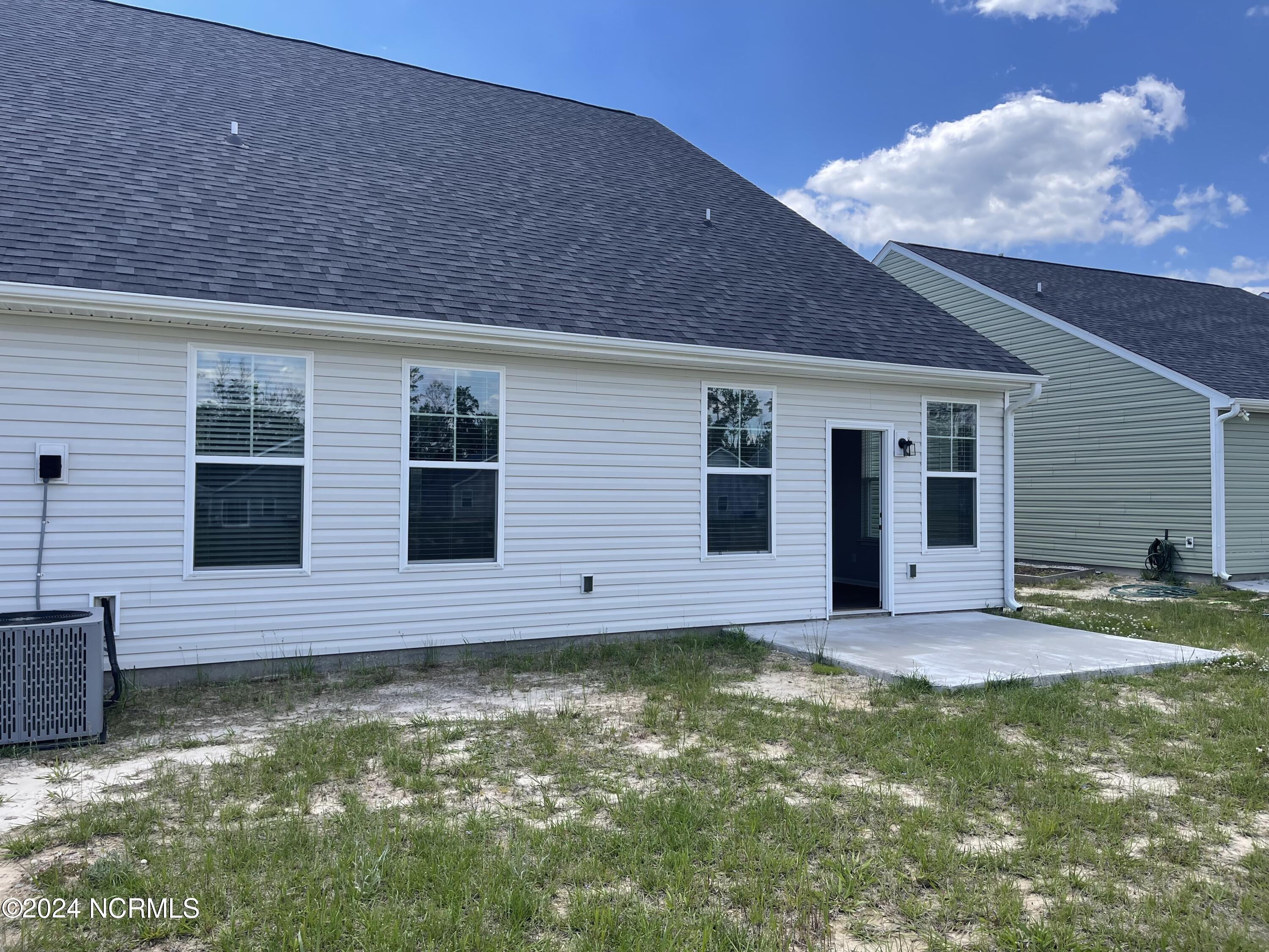 640 Landmark Cove
