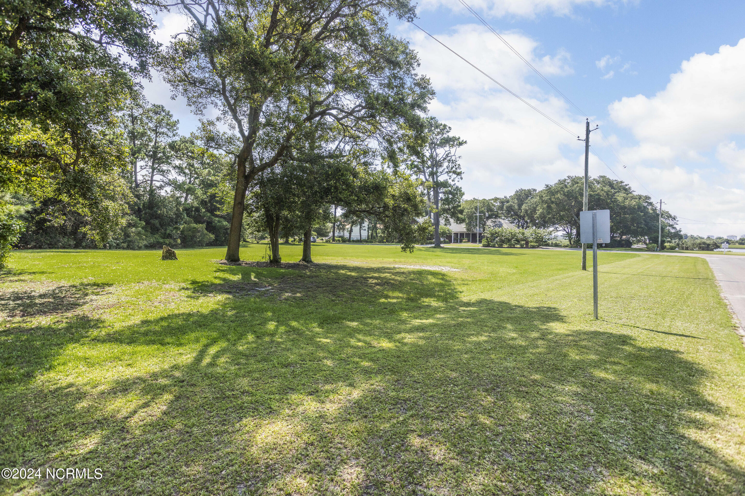 28 - .5 30 28,29,1/2 of 30 Roberta Road SW