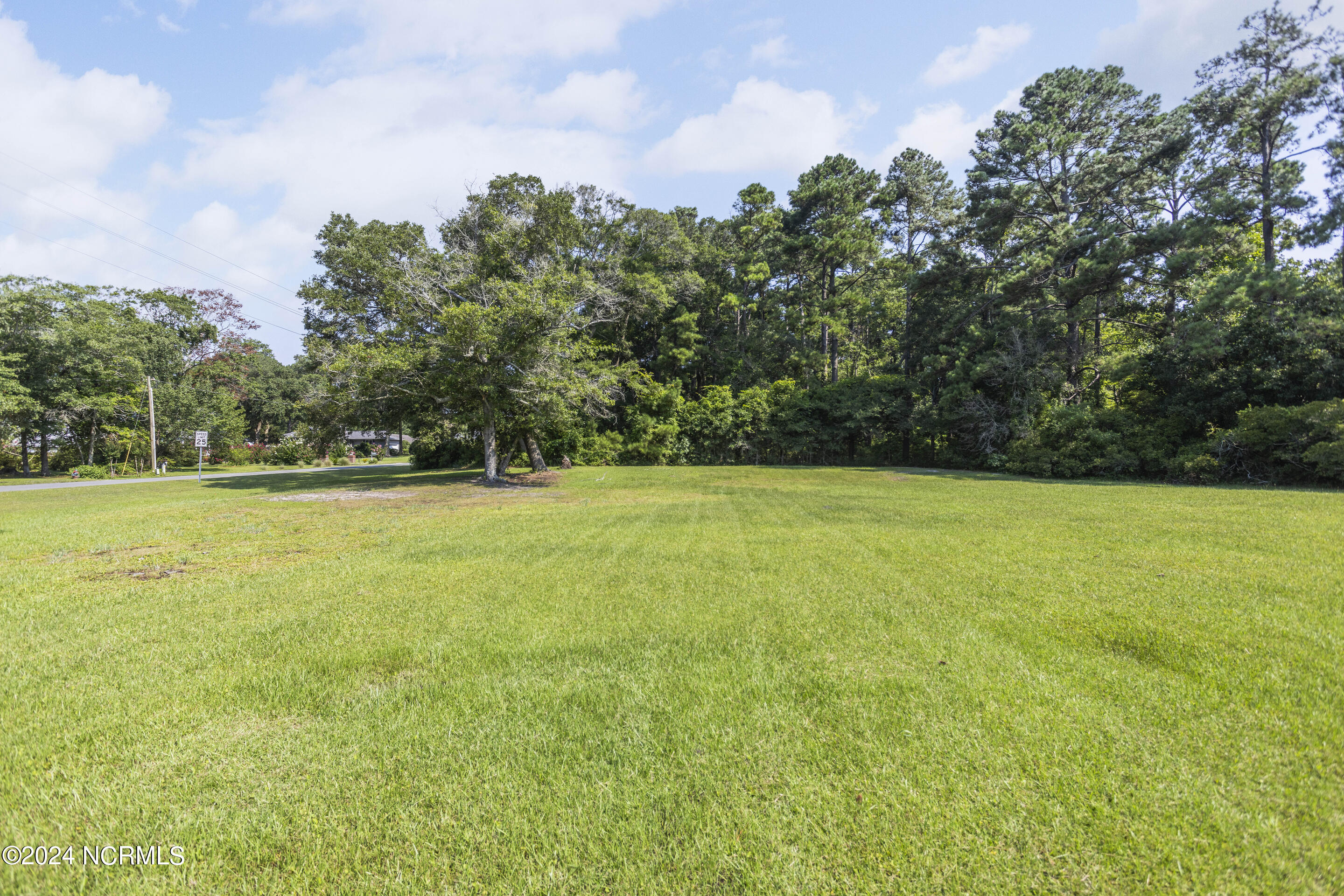 28 - .5 30 28,29,1/2 of 30 Roberta Road SW