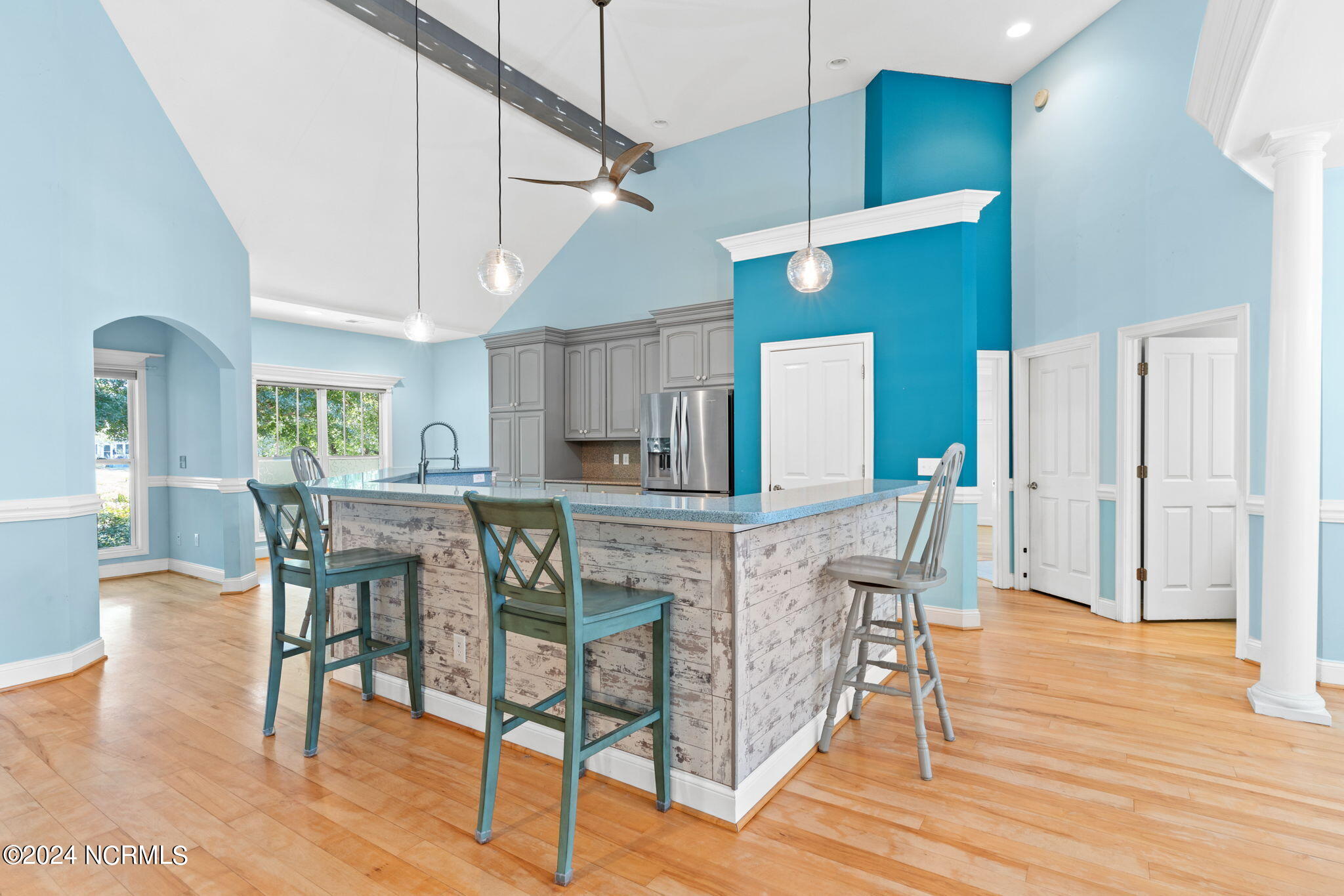 484 Kristen Lane SW