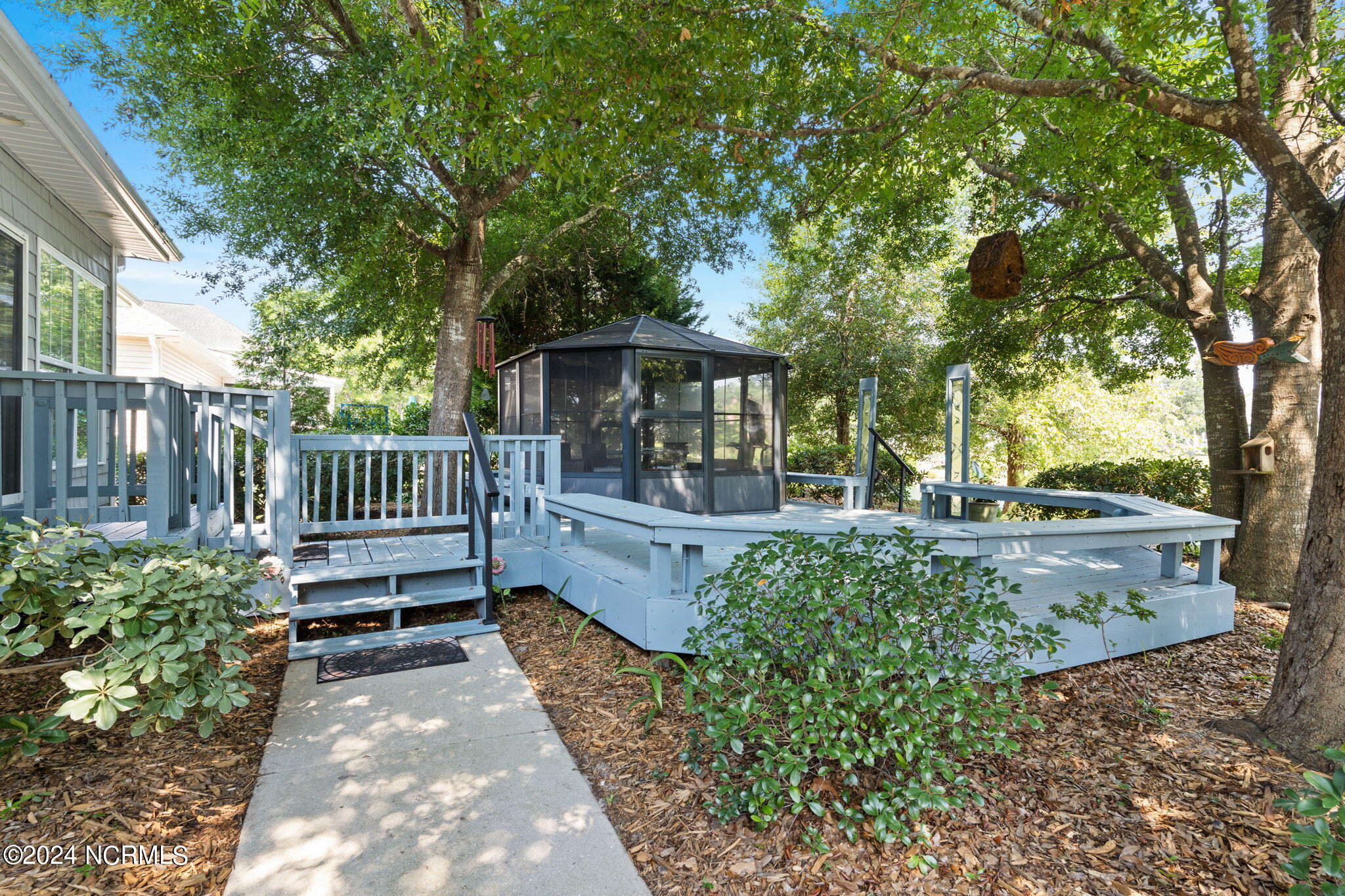 484 Kristen Lane SW
