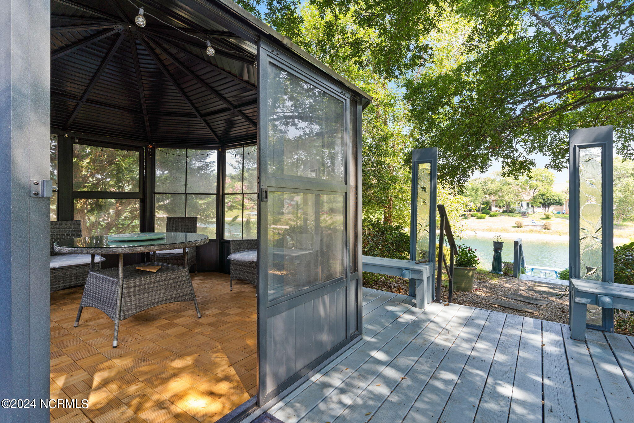484 Kristen Lane SW