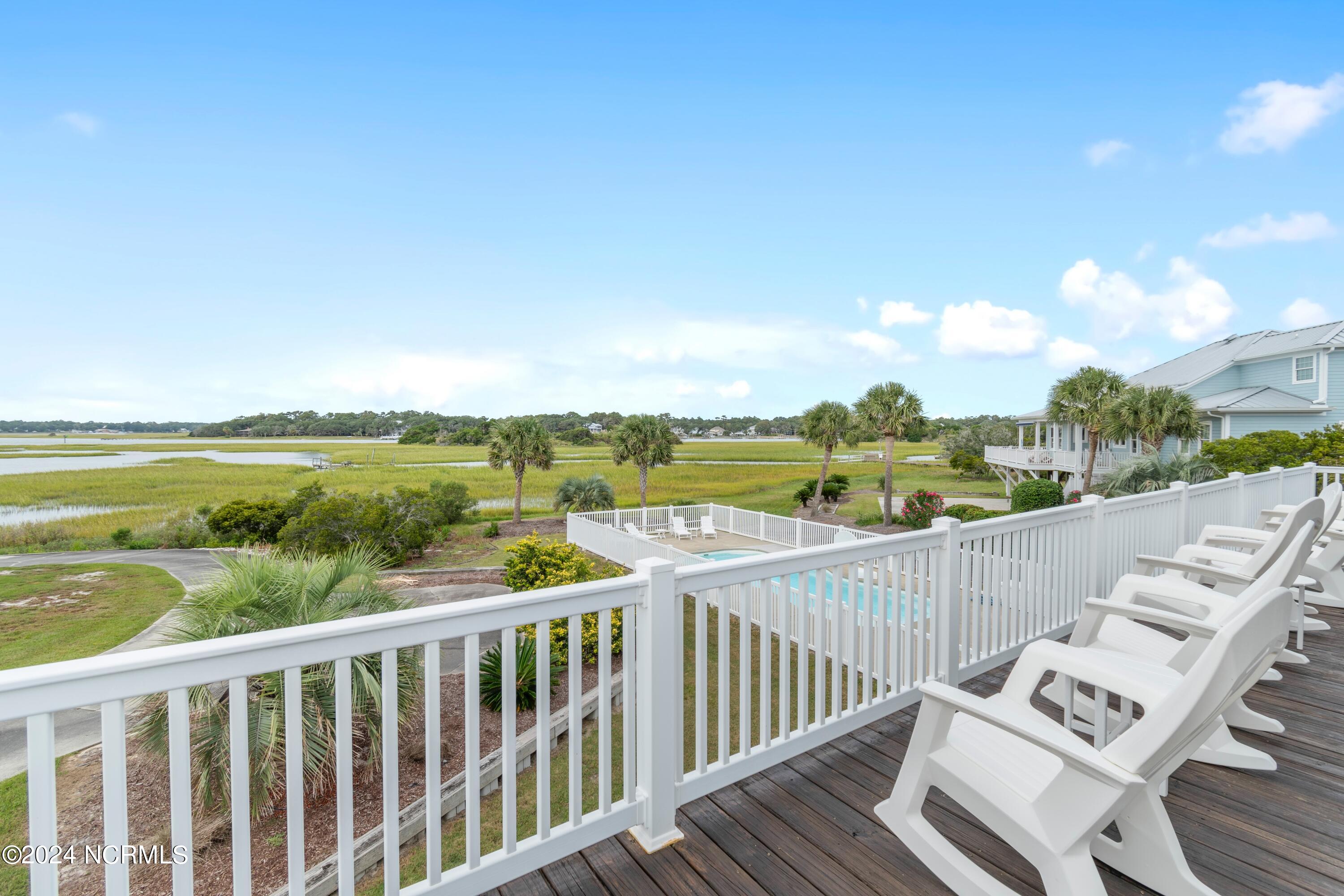 110 Skimmer Court