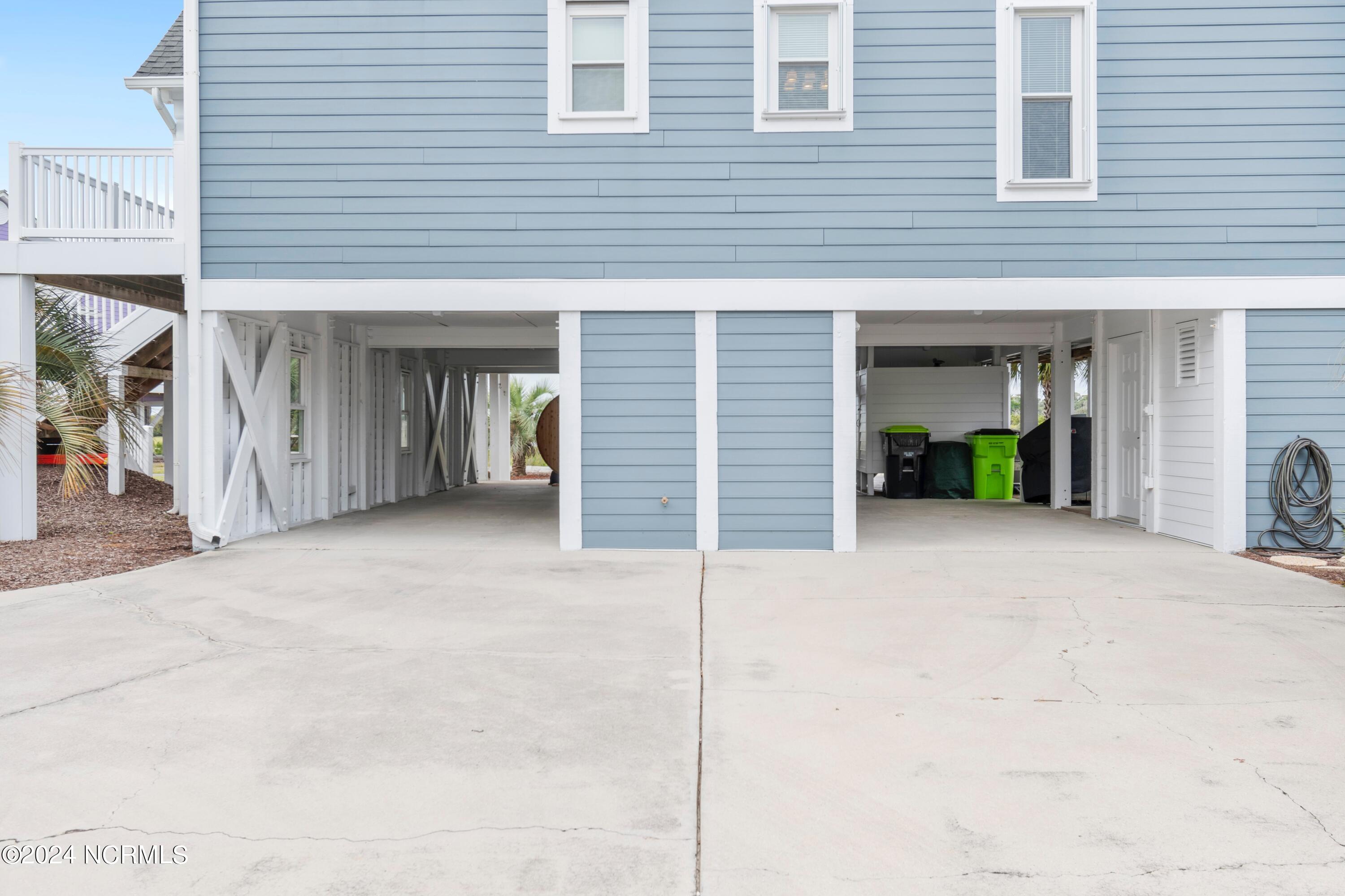 110 Skimmer Court