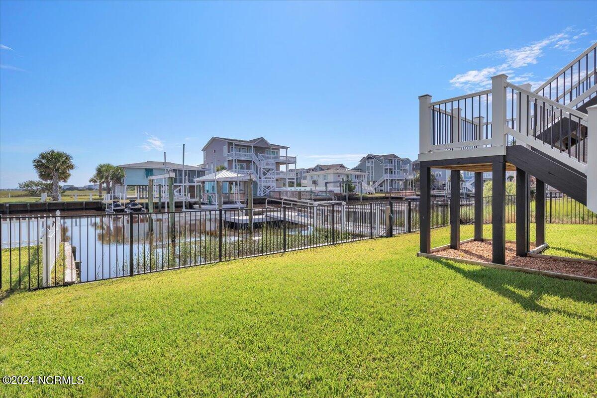 118 Dolphin Drive