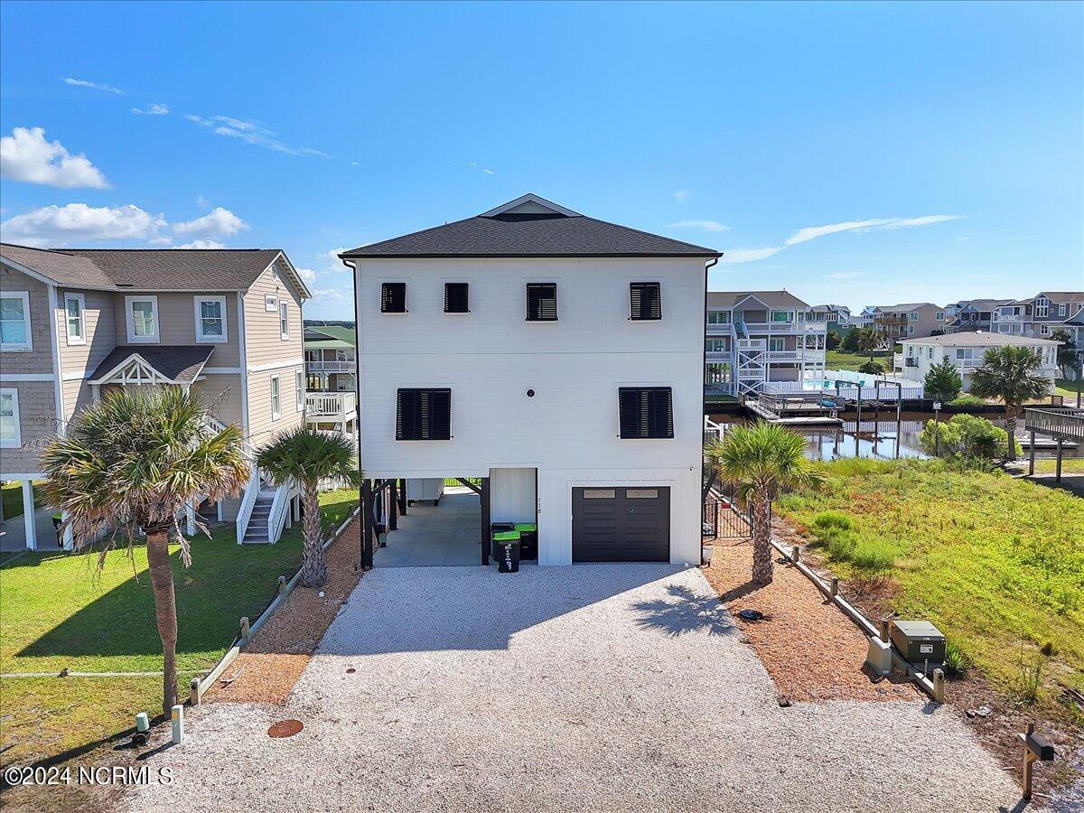 118 Dolphin Drive