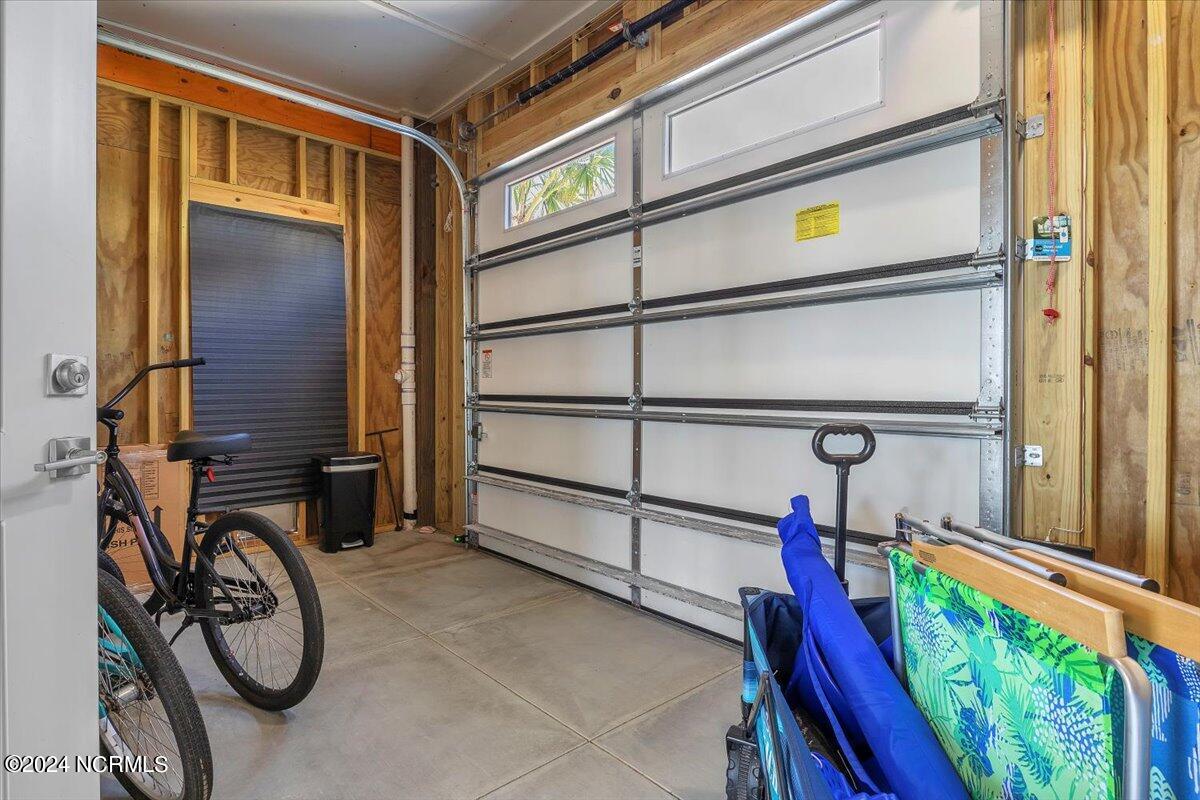 118 Dolphin Drive