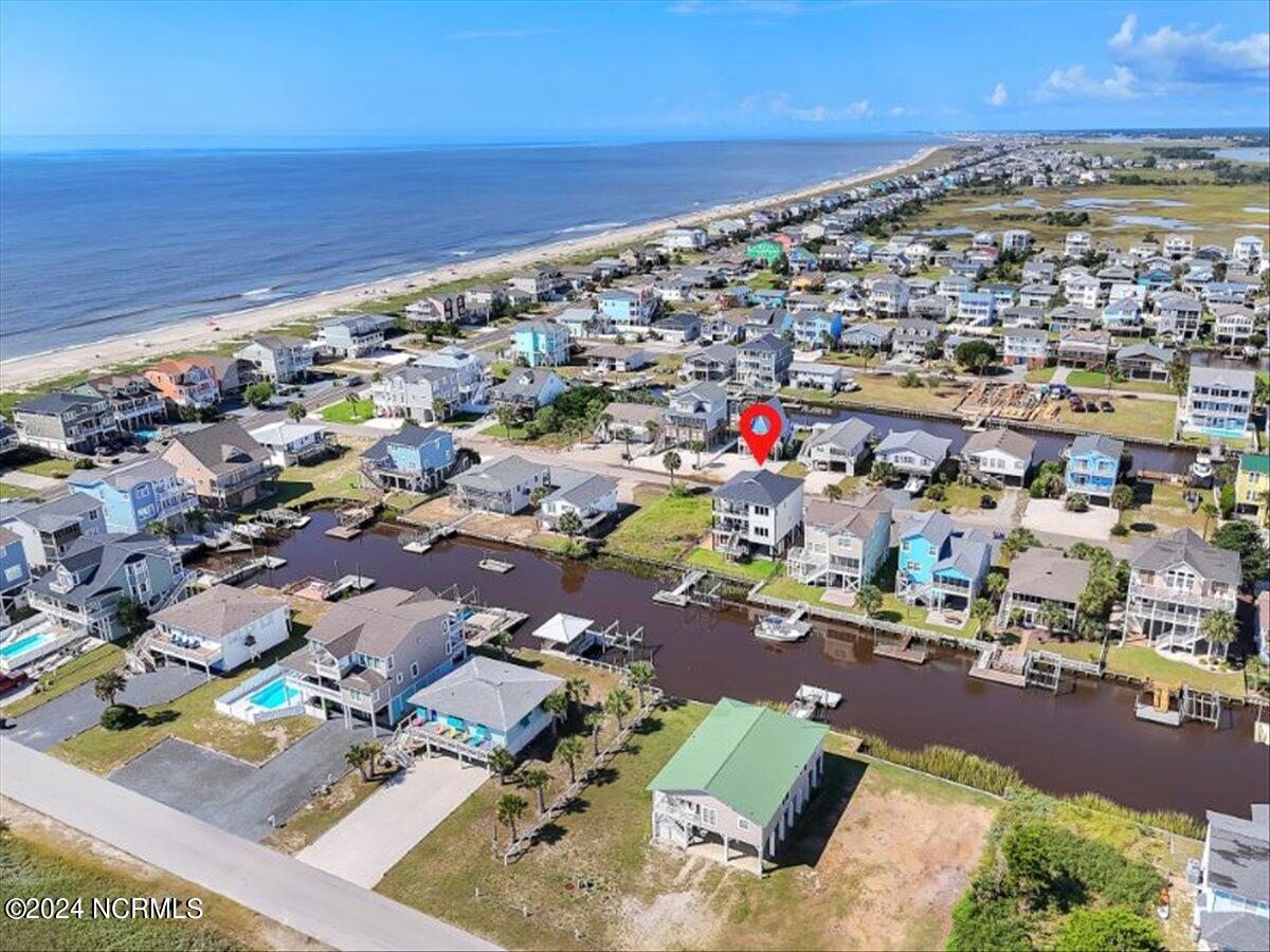 118 Dolphin Drive