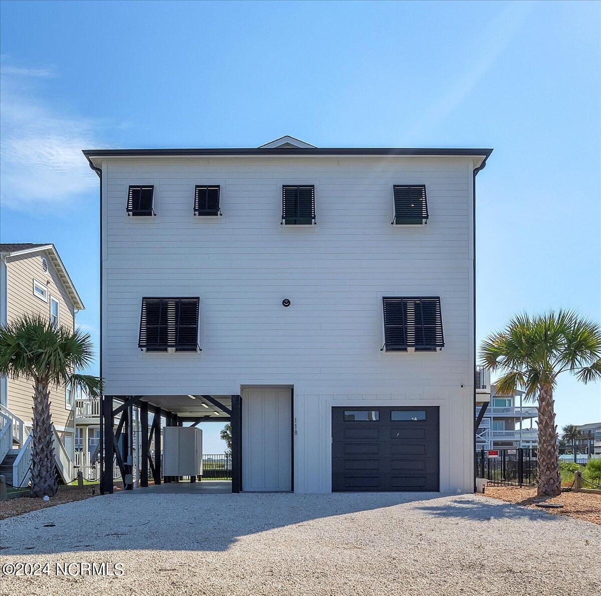 118 Dolphin Drive