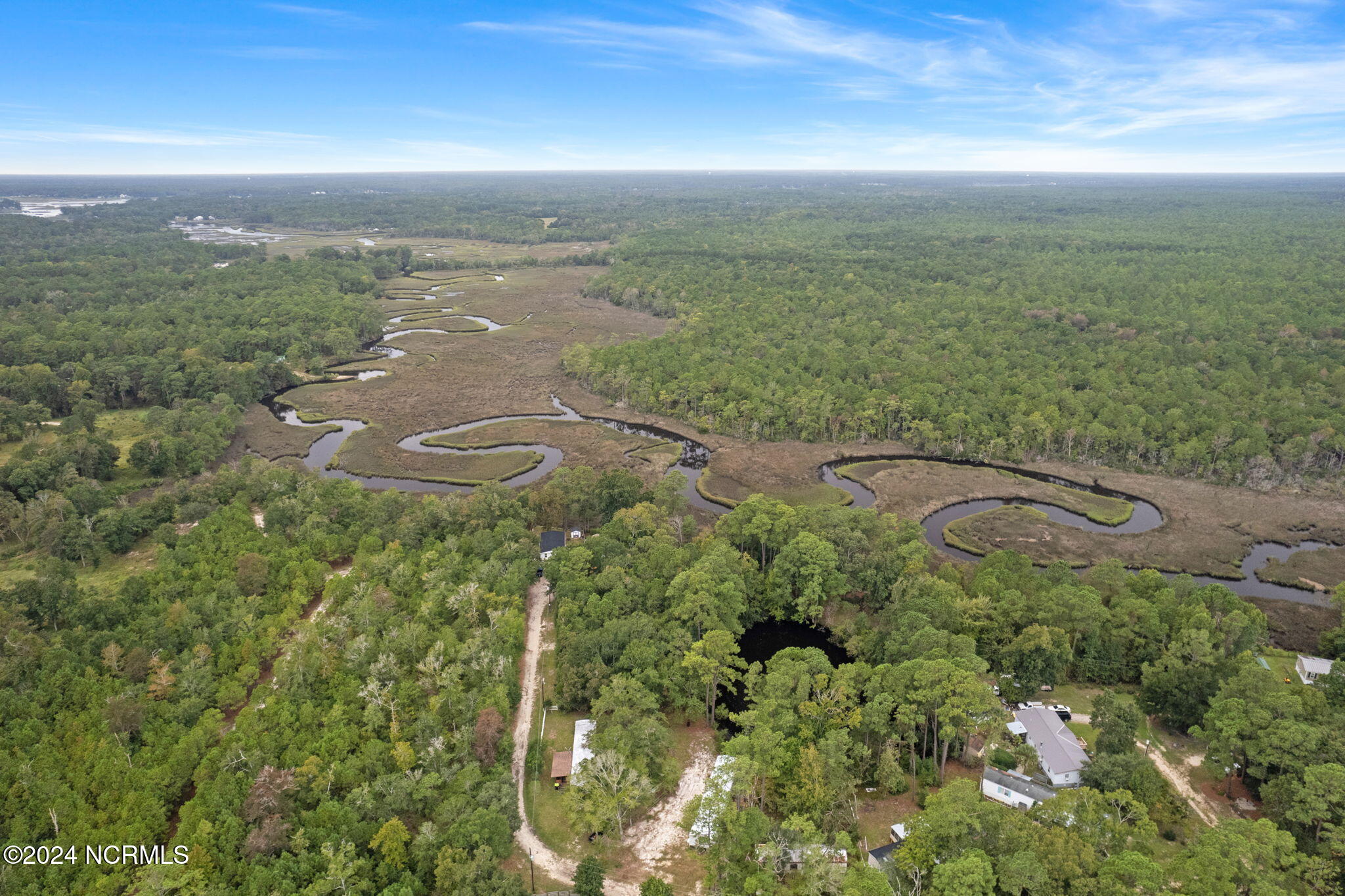 2490-2500 41, 42, 43 Corbin Lane SW