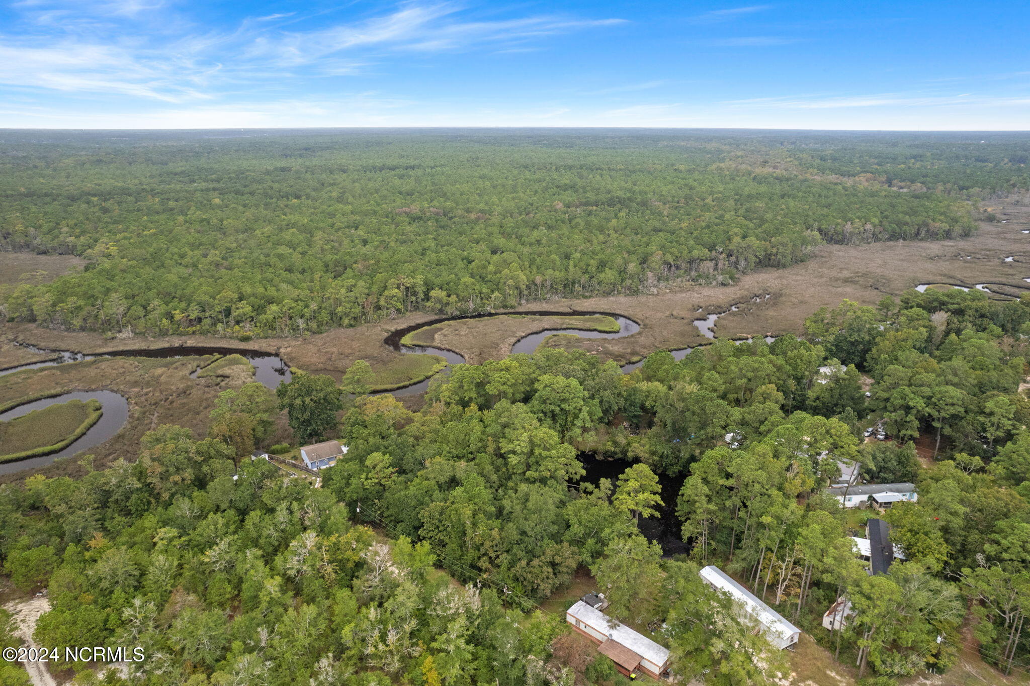 2490-2500 41, 42, 43 Corbin Lane SW