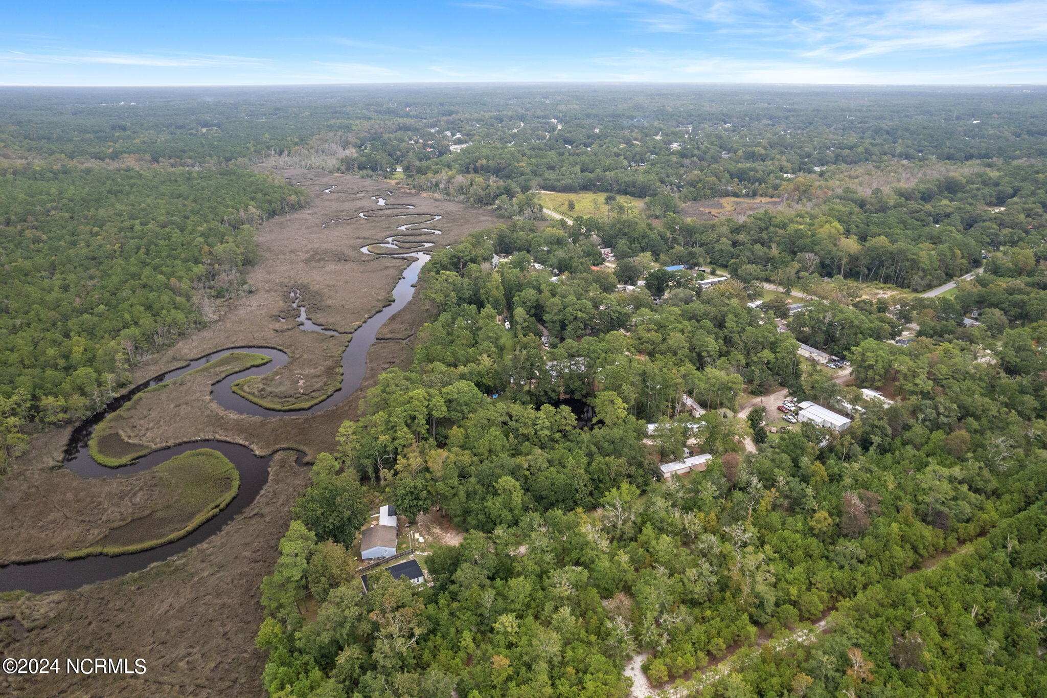 2490-2500 41, 42, 43 Corbin Lane SW