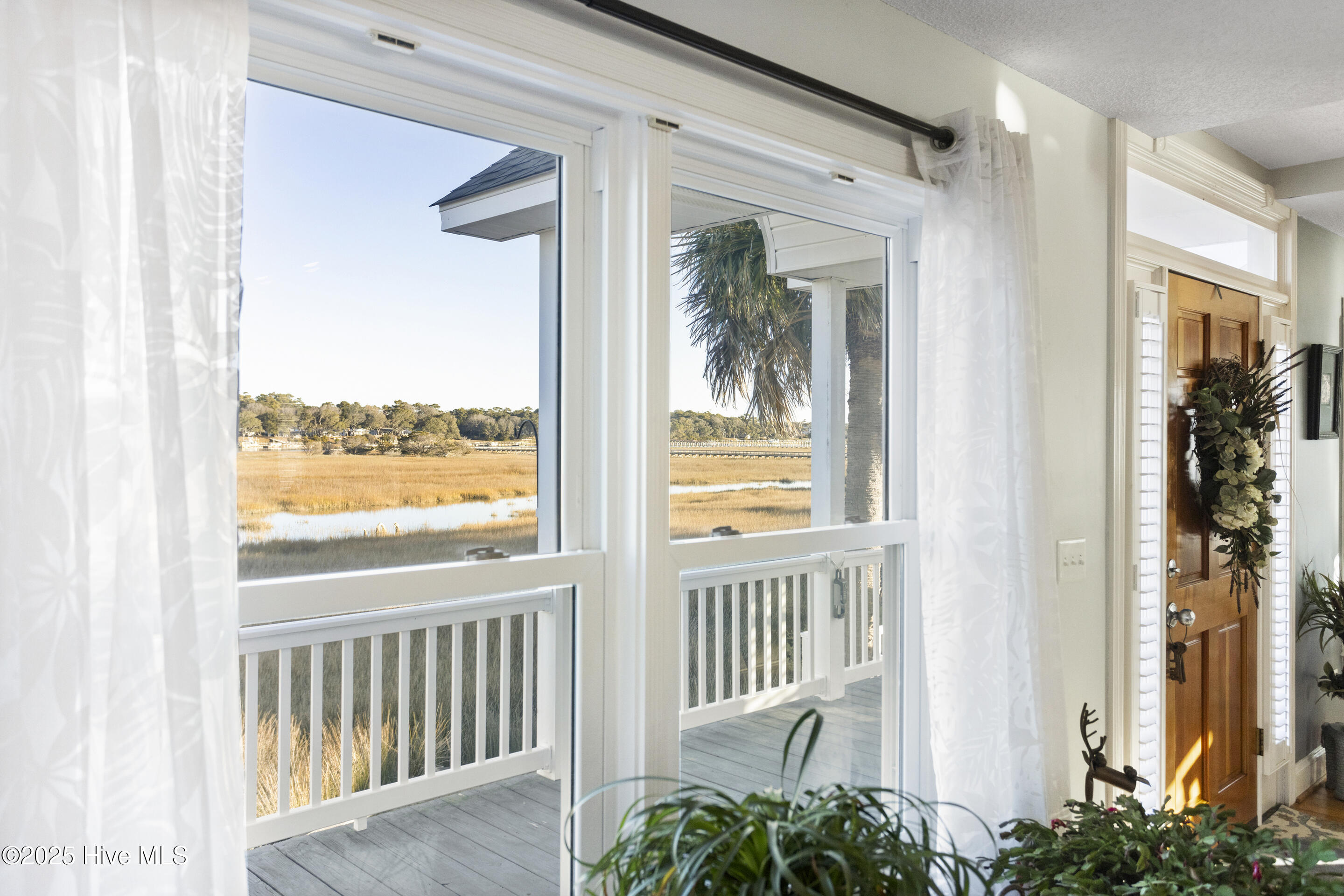 121 Sunshine Lane