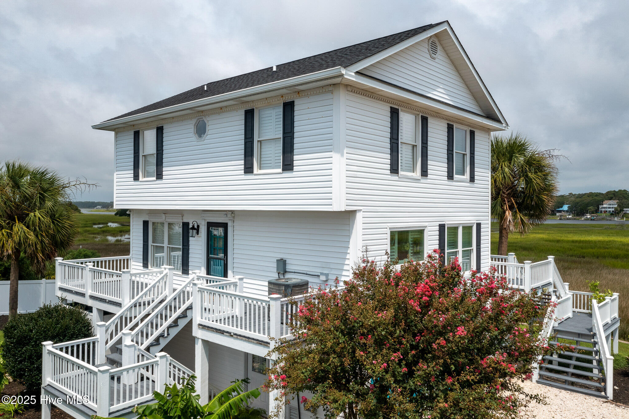 121 Sunshine Lane