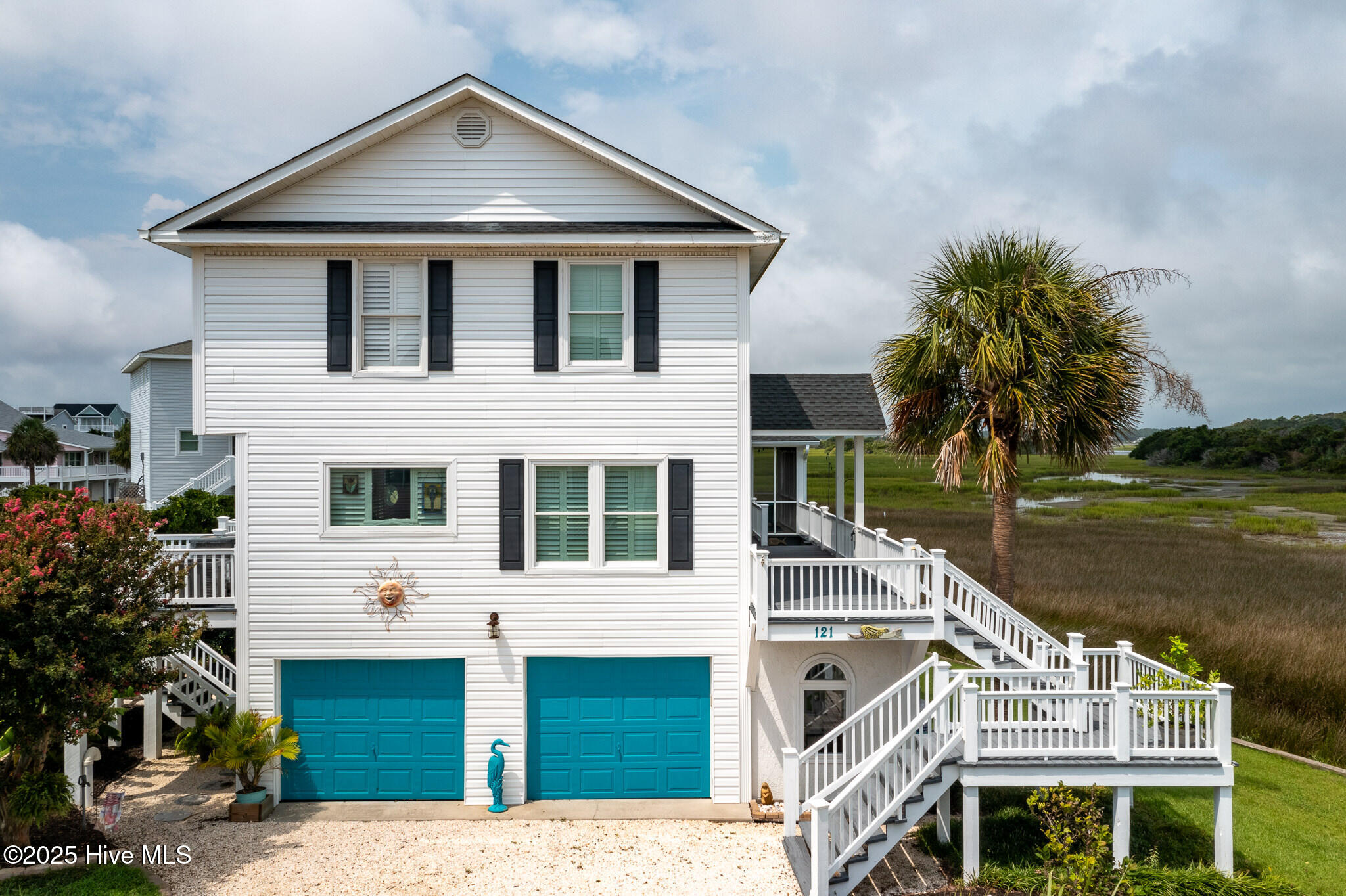 121 Sunshine Lane