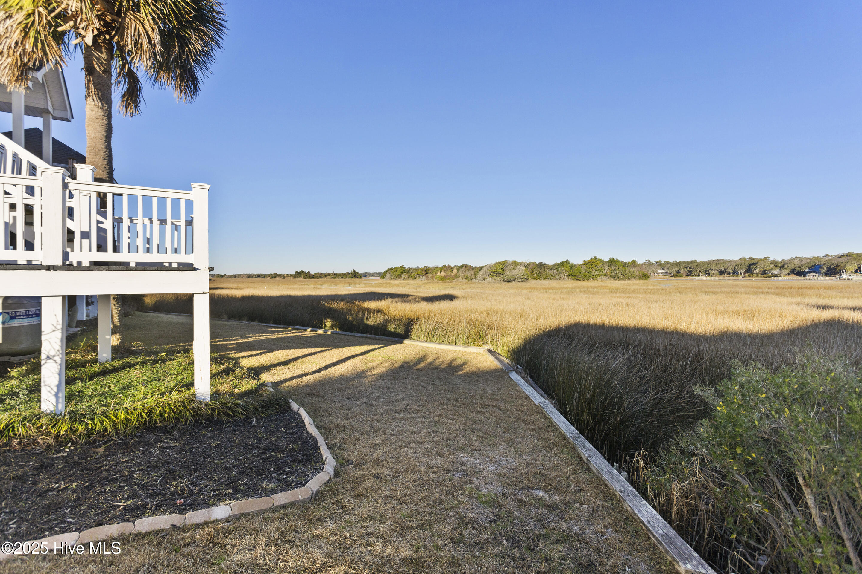 121 Sunshine Lane