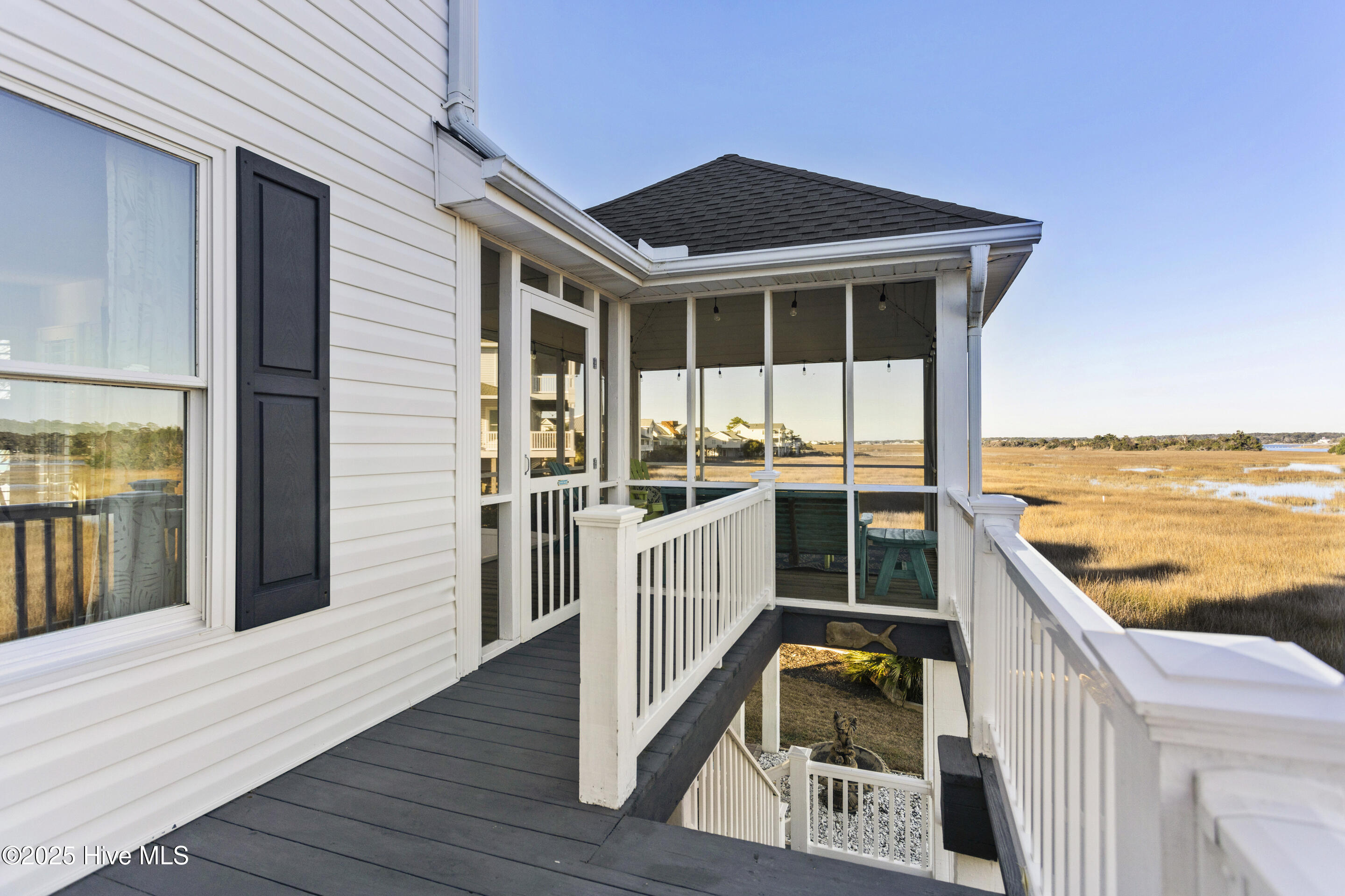 121 Sunshine Lane