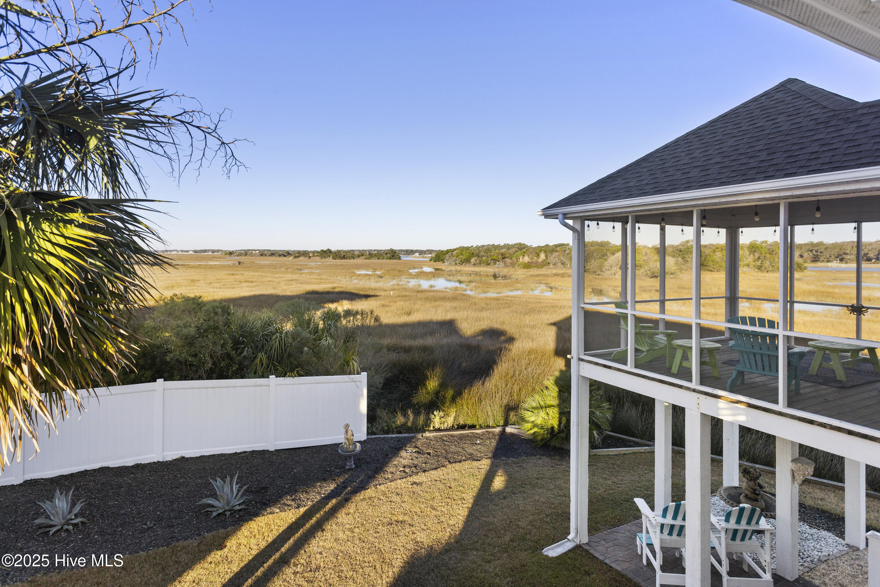 121 Sunshine Lane