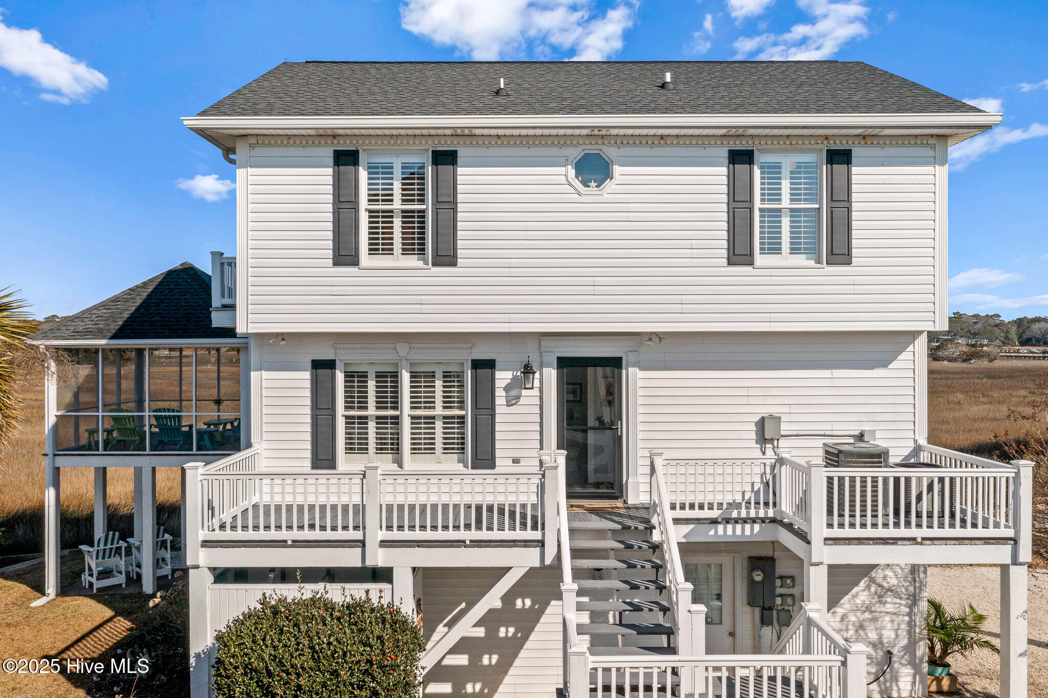 121 Sunshine Lane