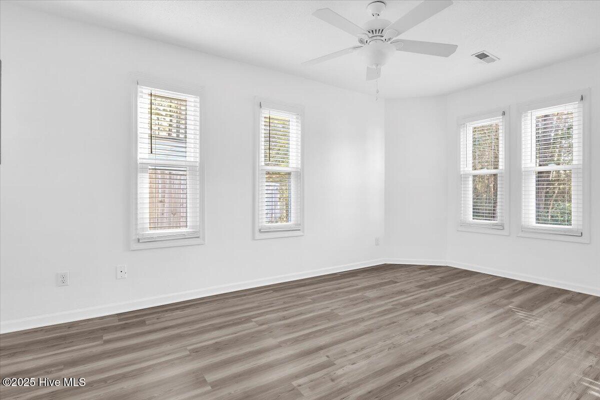 1044 Valley Drive