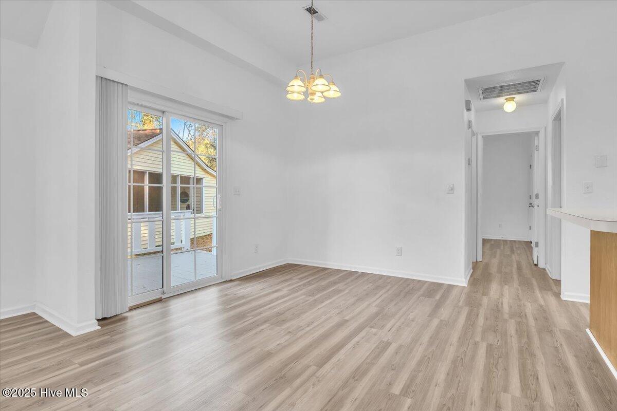 1044 Valley Drive