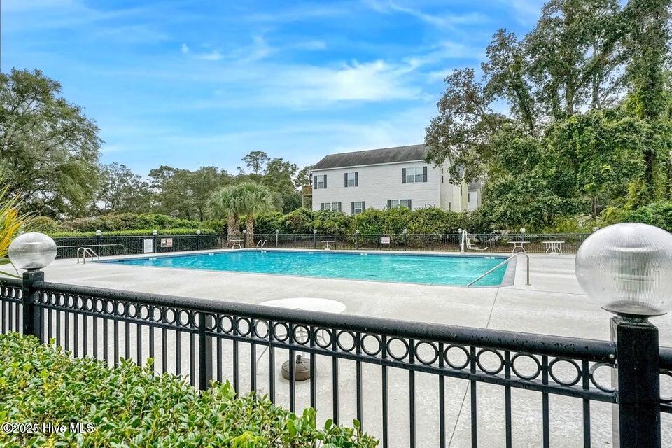 1828 75 Harbour Edge Lane SW
