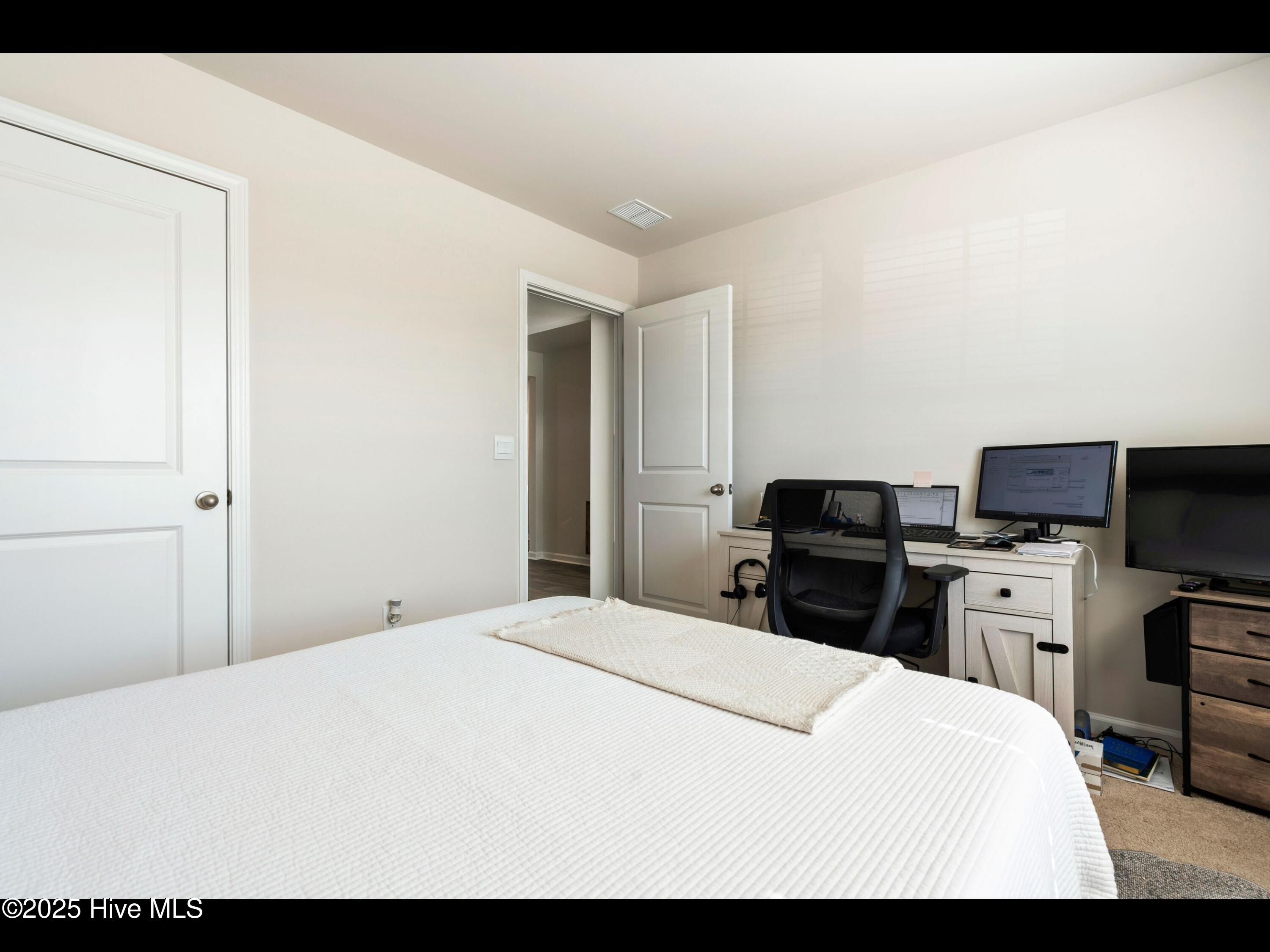 4271 Milkweed Road