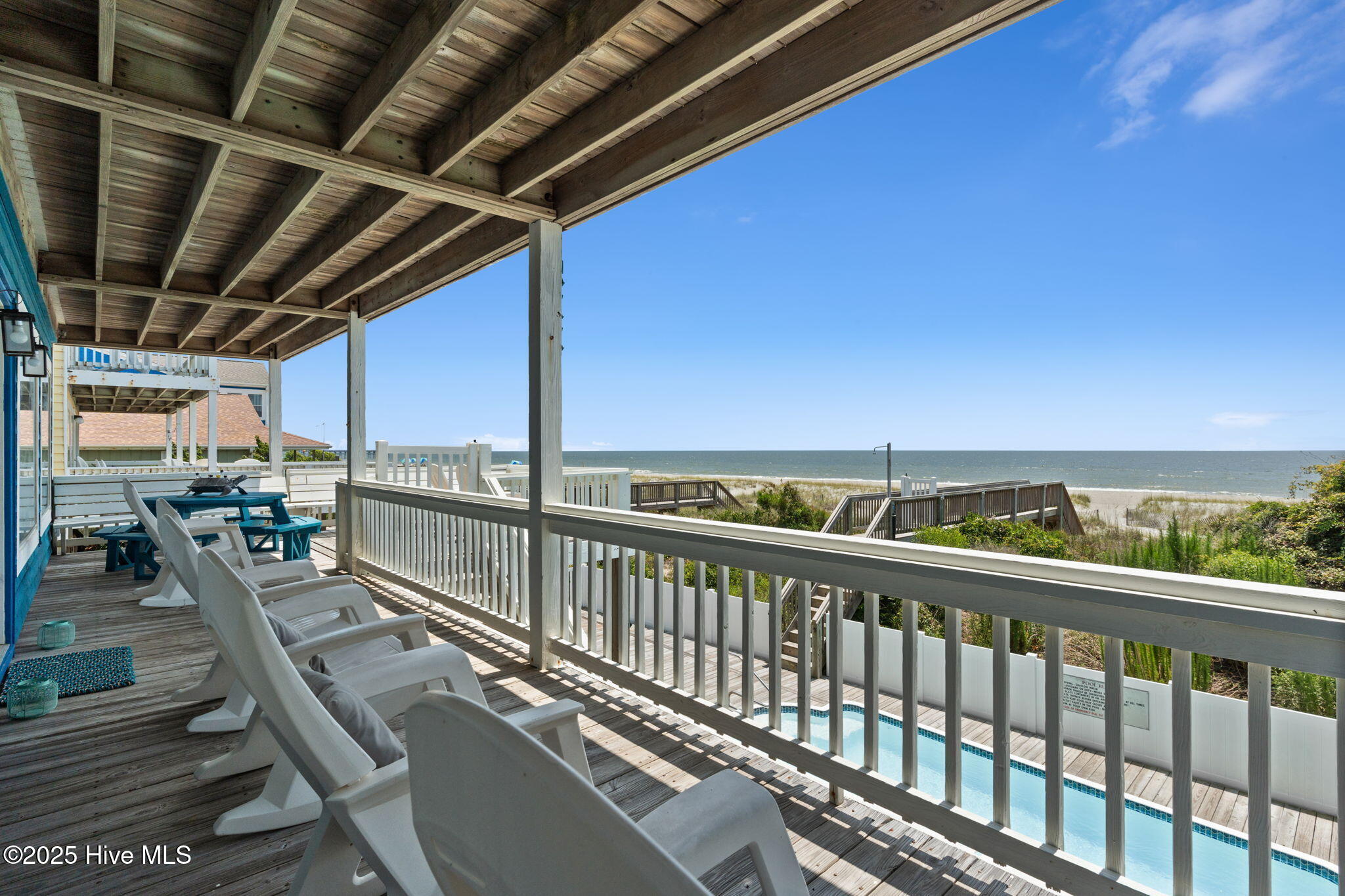 533 Ocean Boulevard W
