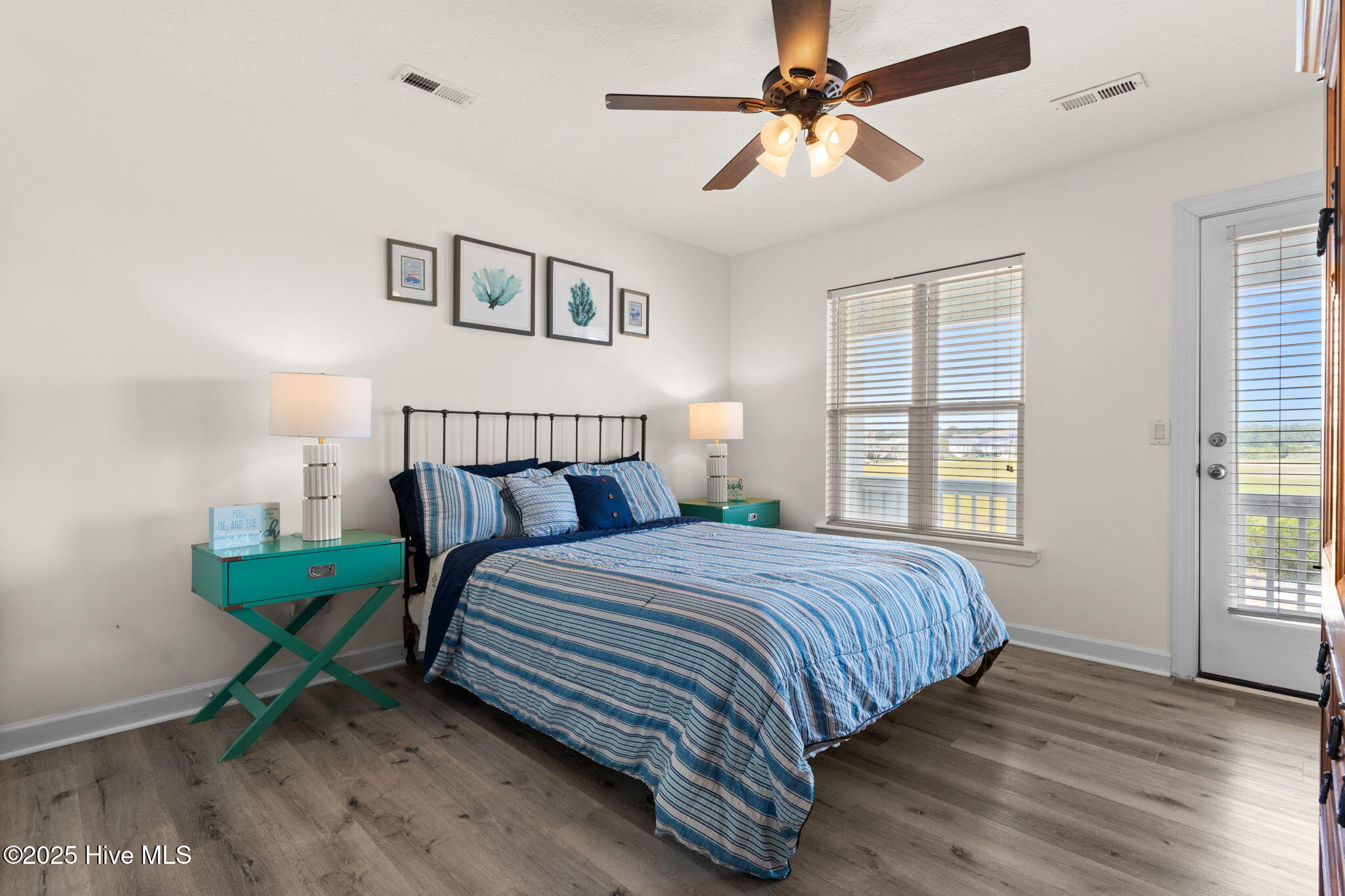533 Ocean Boulevard W