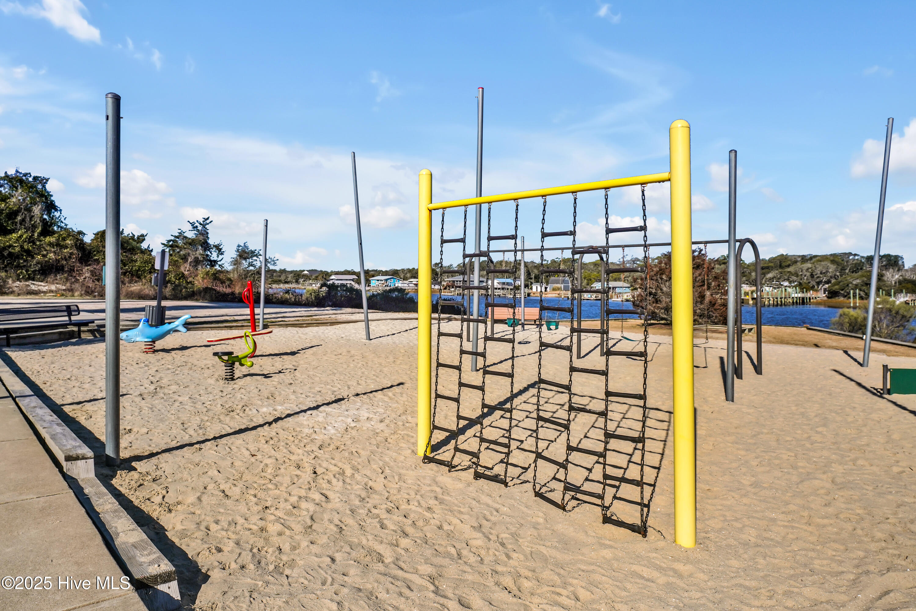 533 Ocean Boulevard W