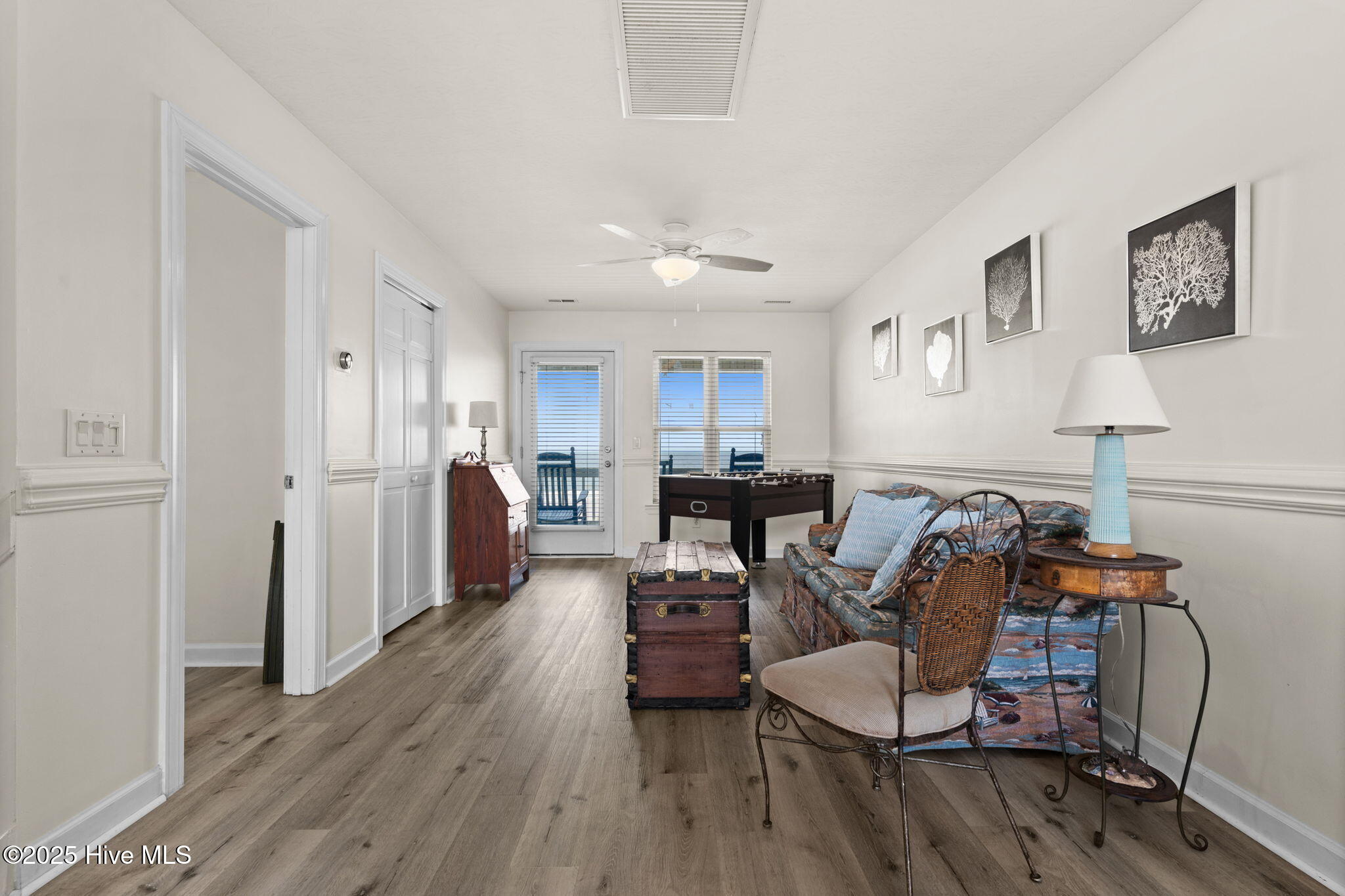 533 Ocean Boulevard W