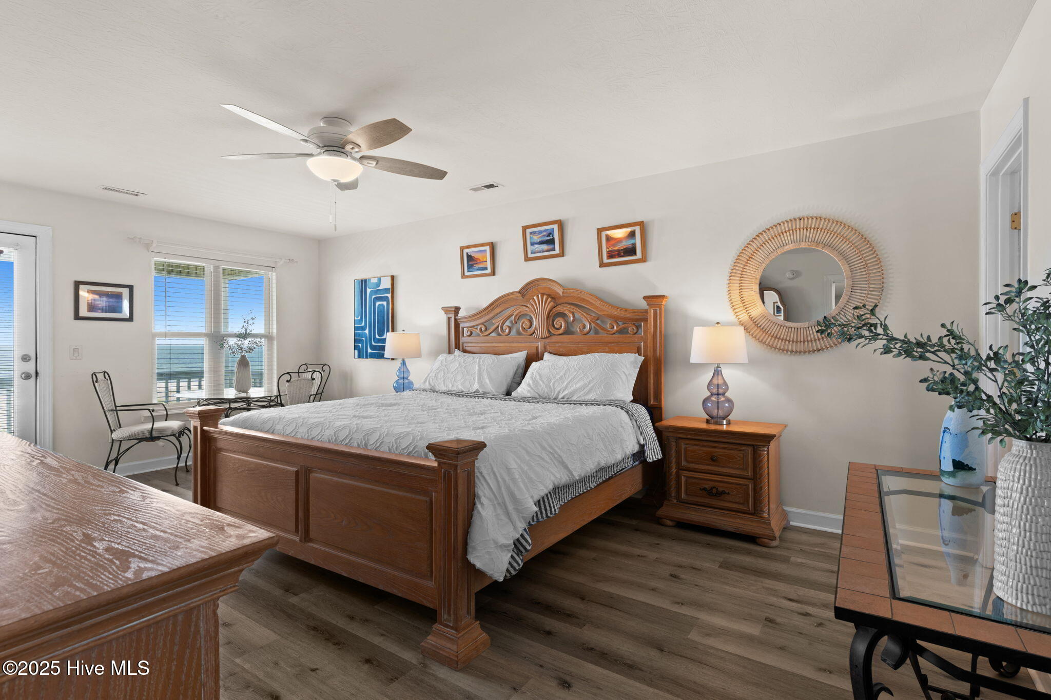 533 Ocean Boulevard W