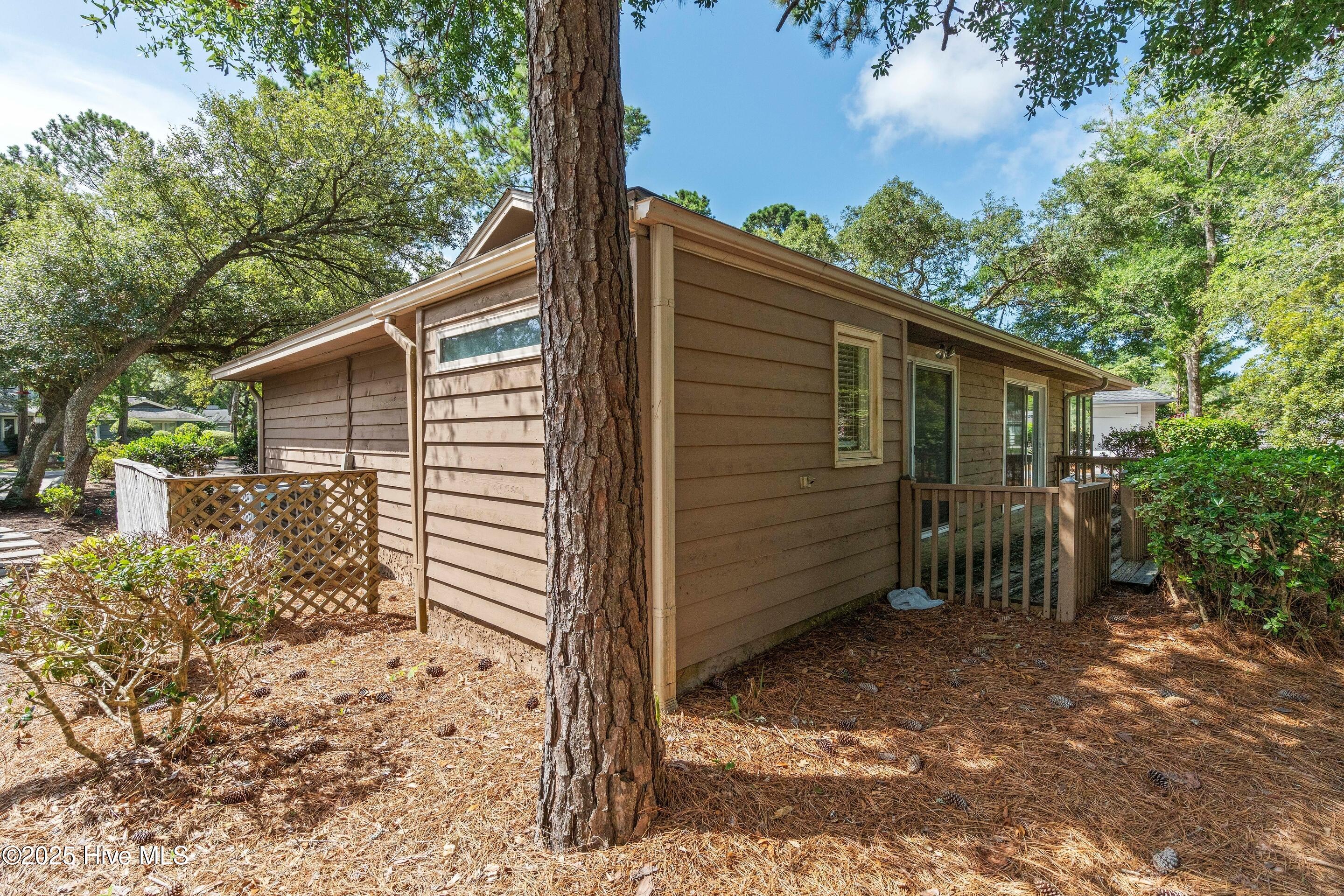 608 Camellia Lane