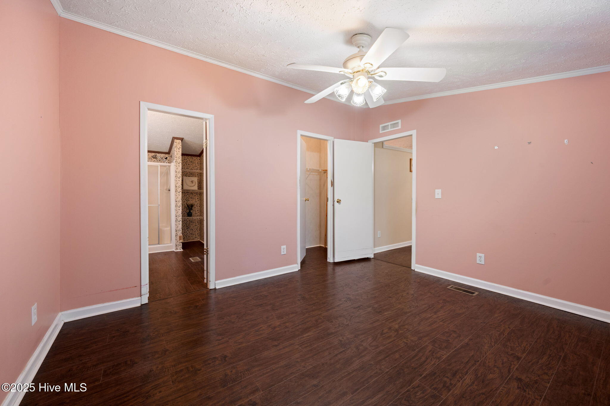 332 Ridgewood Drive NW