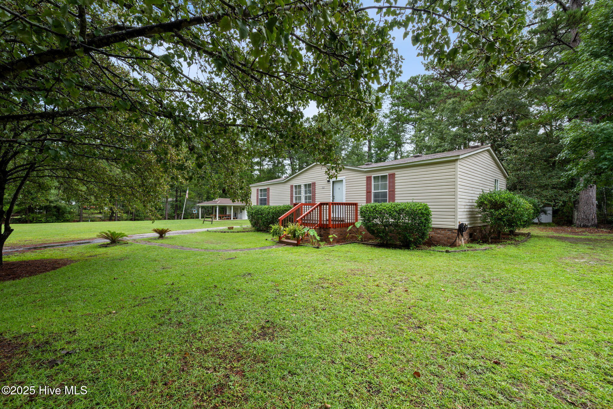 332 Ridgewood Drive NW