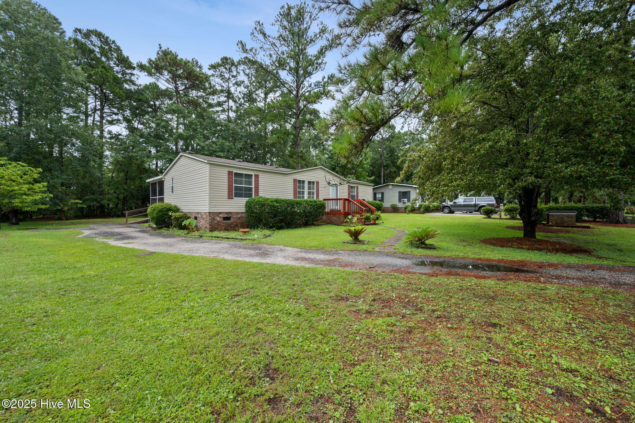 332 Ridgewood Drive NW