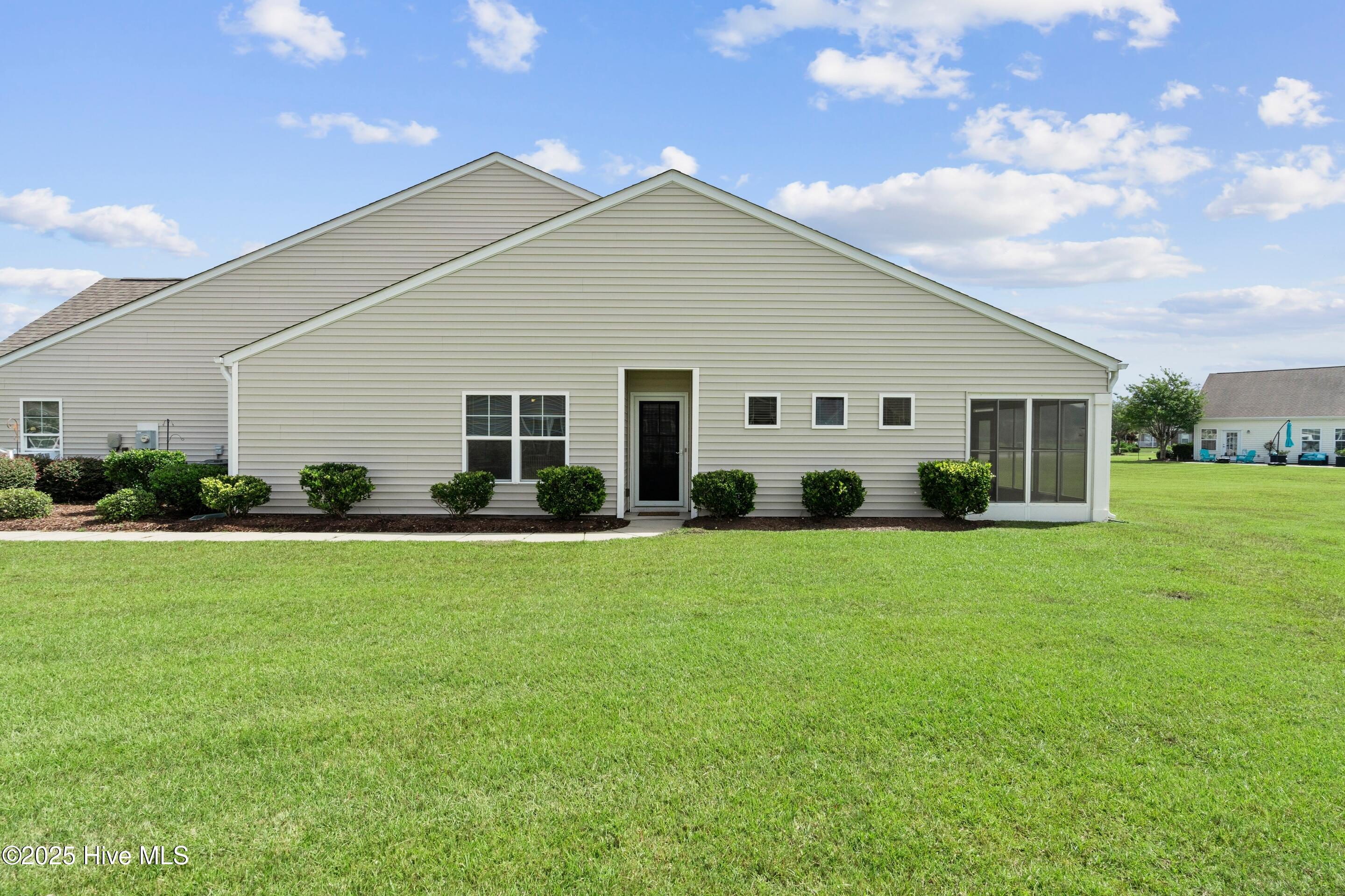 1069 Chadsey Lake Drive