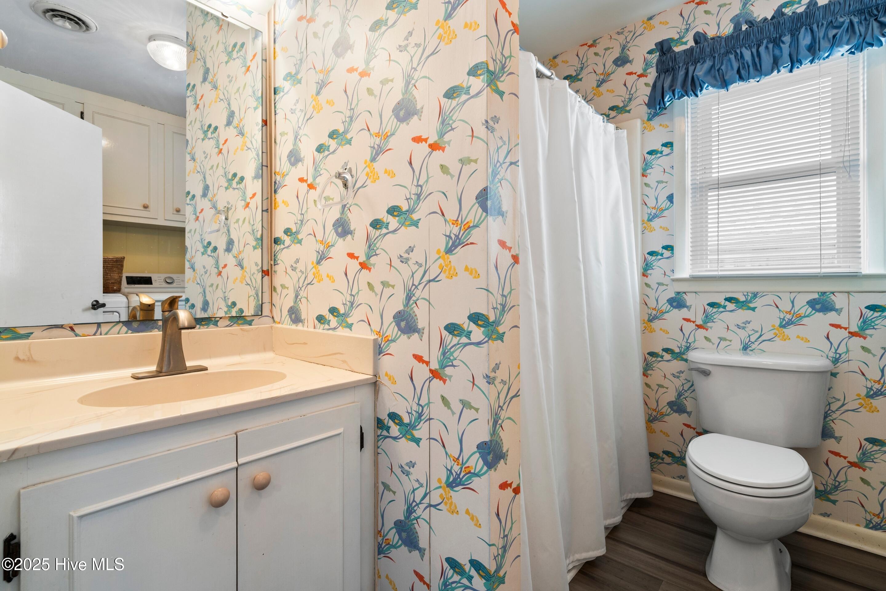 491 Ocean Boulevard W