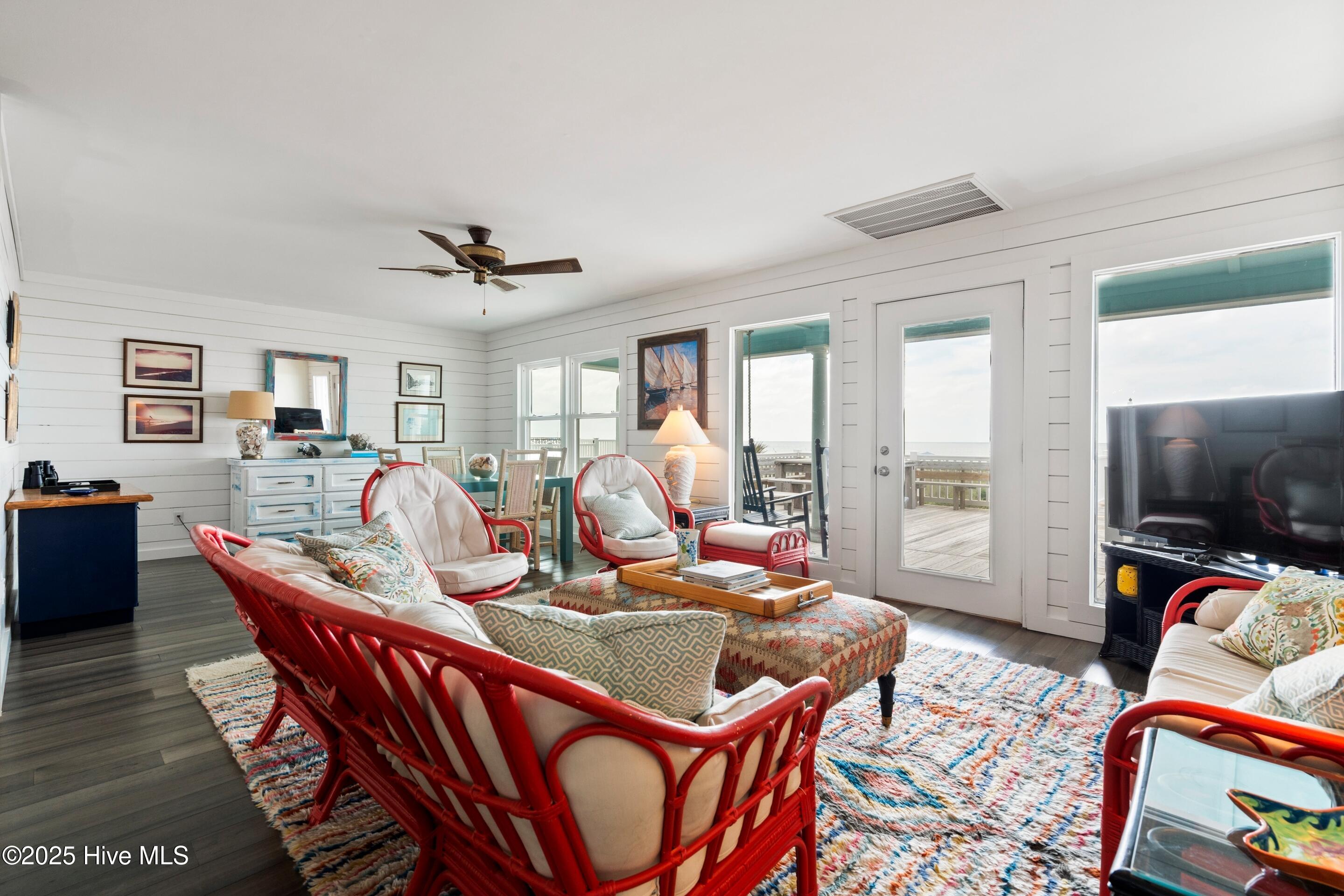 491 Ocean Boulevard W