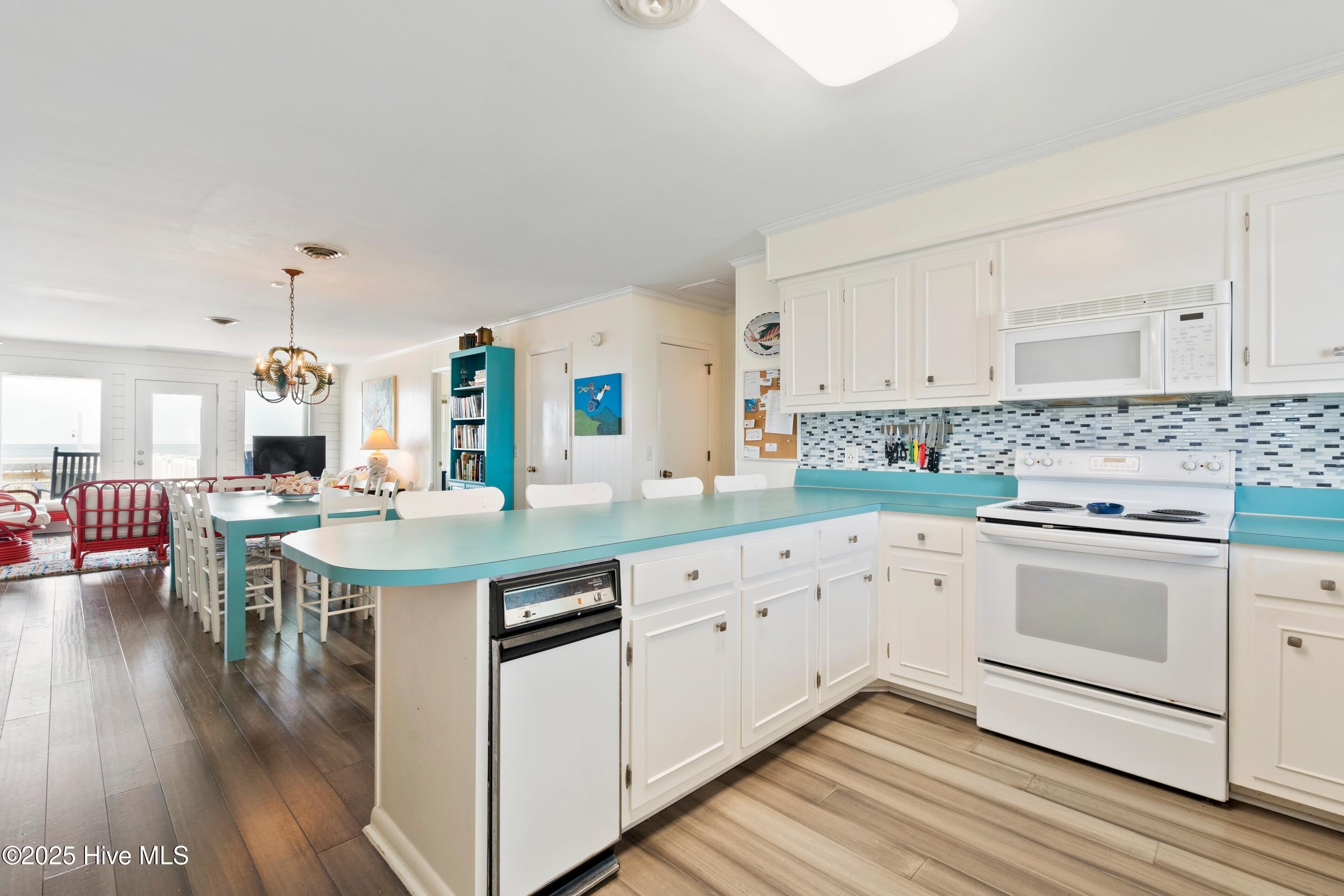 491 Ocean Boulevard W